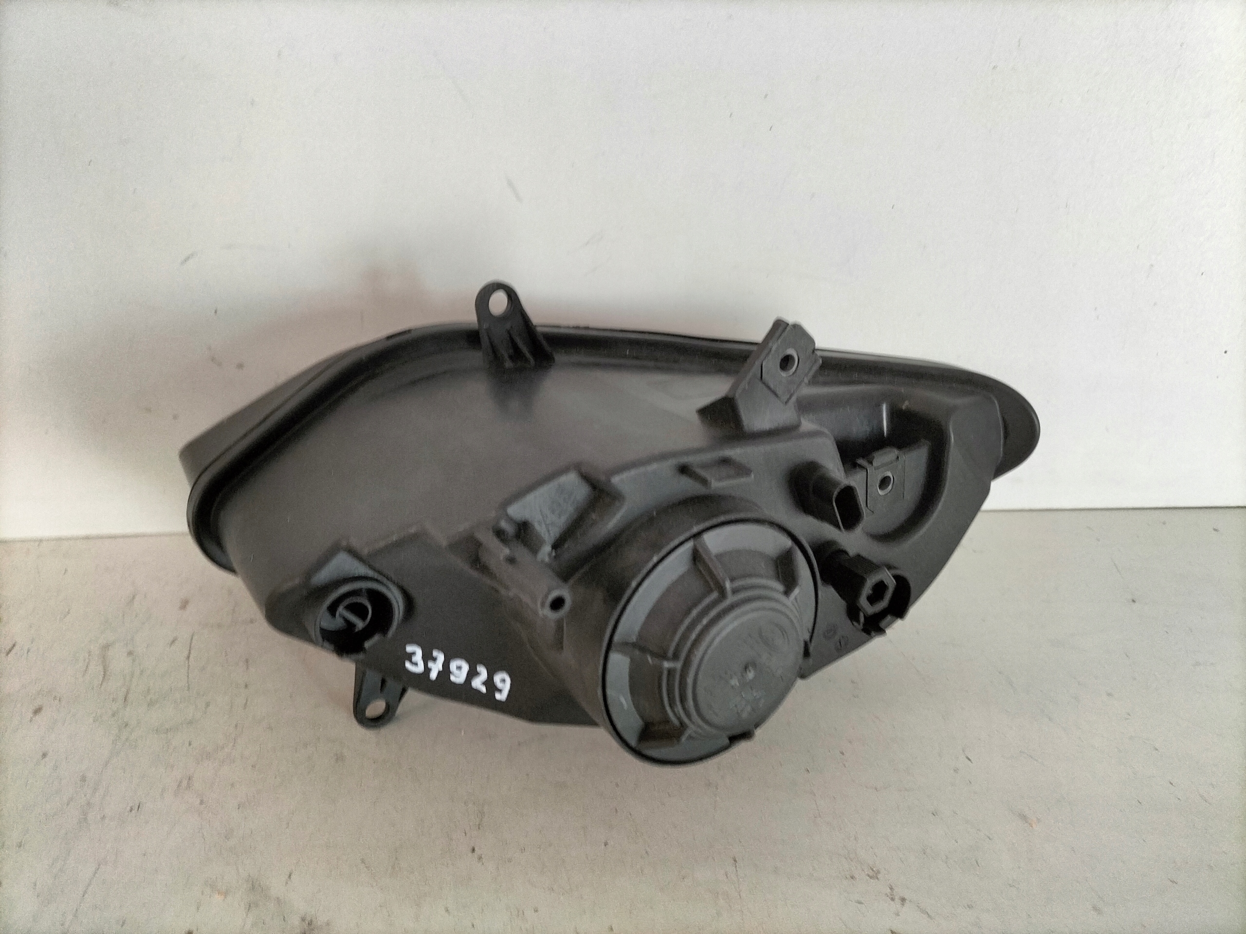 PRAVE PREDNE SVETLO MOTOR BMW K54 R1200RS 15-19