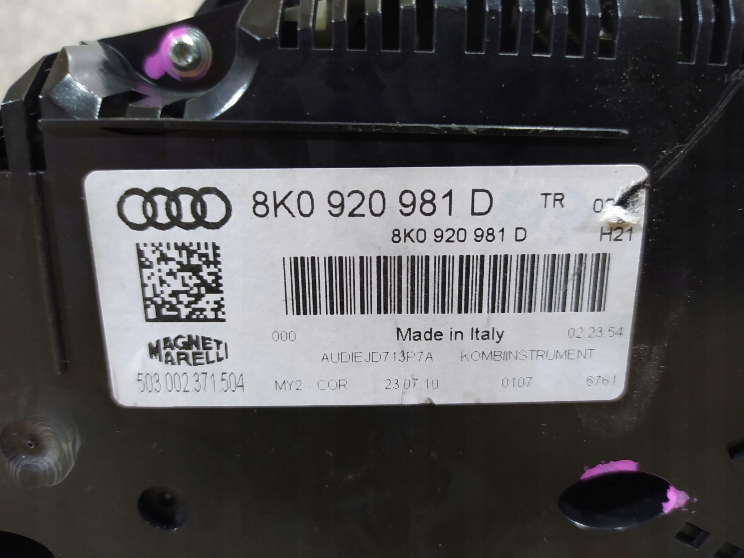 AUDI A4 B8 TACHOMETER BUDIKY 2.0 TDI GB VERZIA 8k0920981d