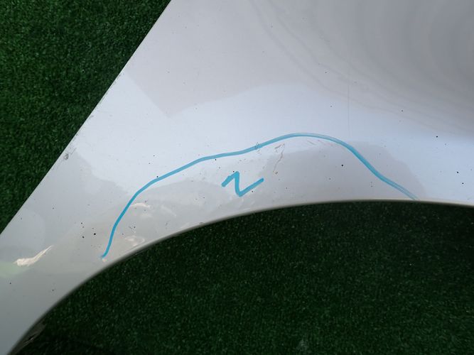 TOYOTA AVENSIS T27 09- PRAVY PREDNY BLATNIK