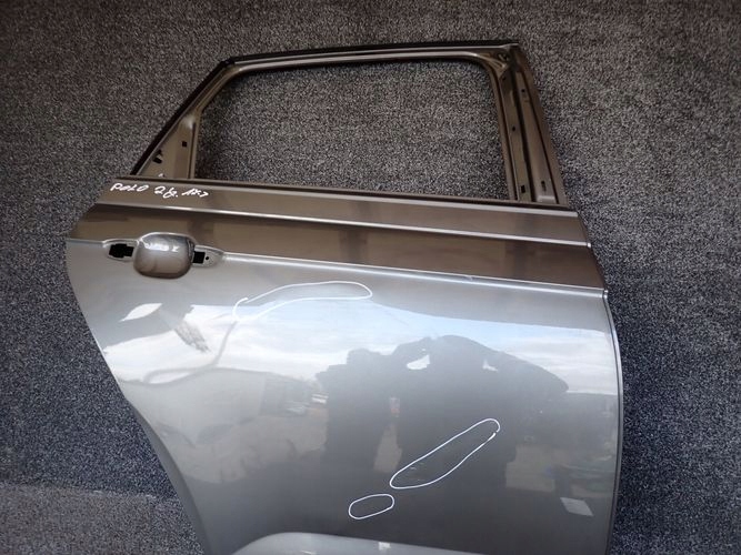 VW POLO 2G 17- PRAVE ZADNE DVERE