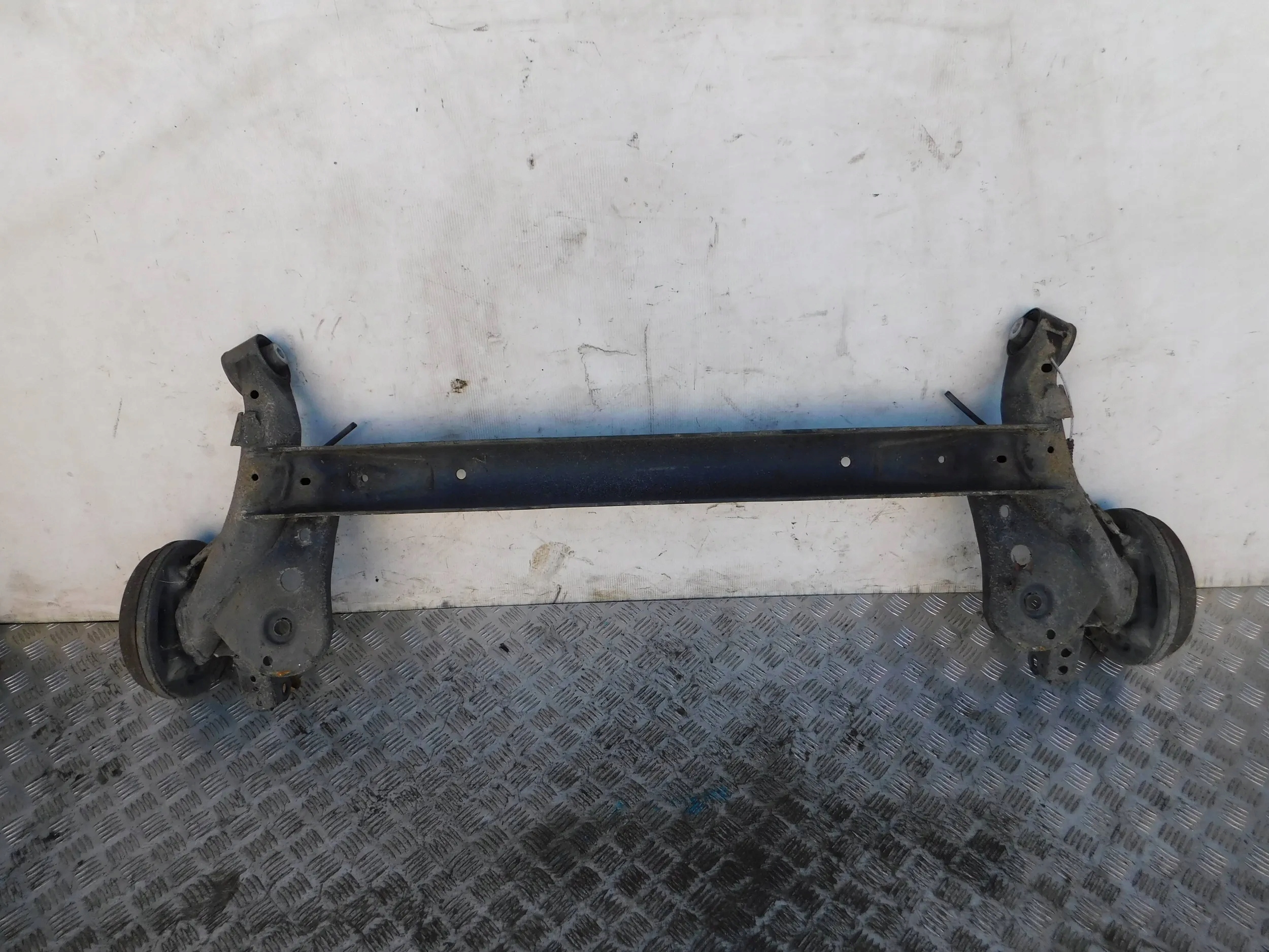 ZADNA NAPRAVA MAZDA 2 DE 07-