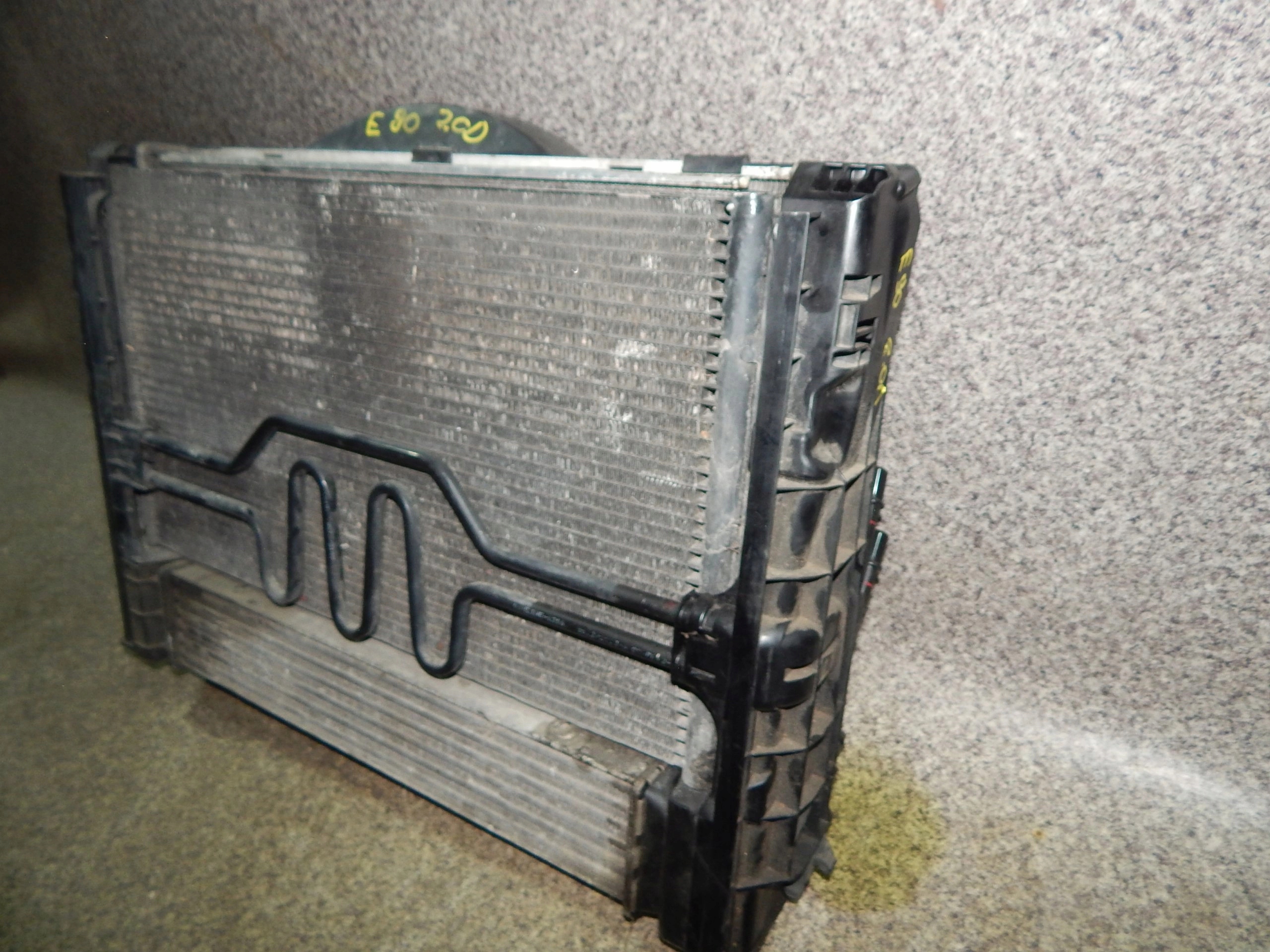 BMW E90 CHLADICE VENTILATOR 2.0d AUTOMAT