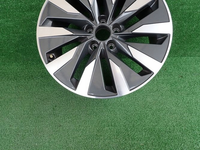 AUDI A6 C8 8Jx18 ET39 5×112 HLINIKOVY DISK ELEKTRON