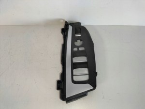 PANEL TAPACIRY DVERE PREDNÝ LAVY BMW X3 G01 17- X4 G02 18- PANEL TAPACIRY DVERE PREDNÝ LAVY BMW X3 G01 17- X4 G02 18-