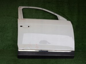 VW T-ROC TROC 2GA PRAVE PREDNE DVERE VW T-ROC TROC 2GA PRAVE PREDNE DVERE