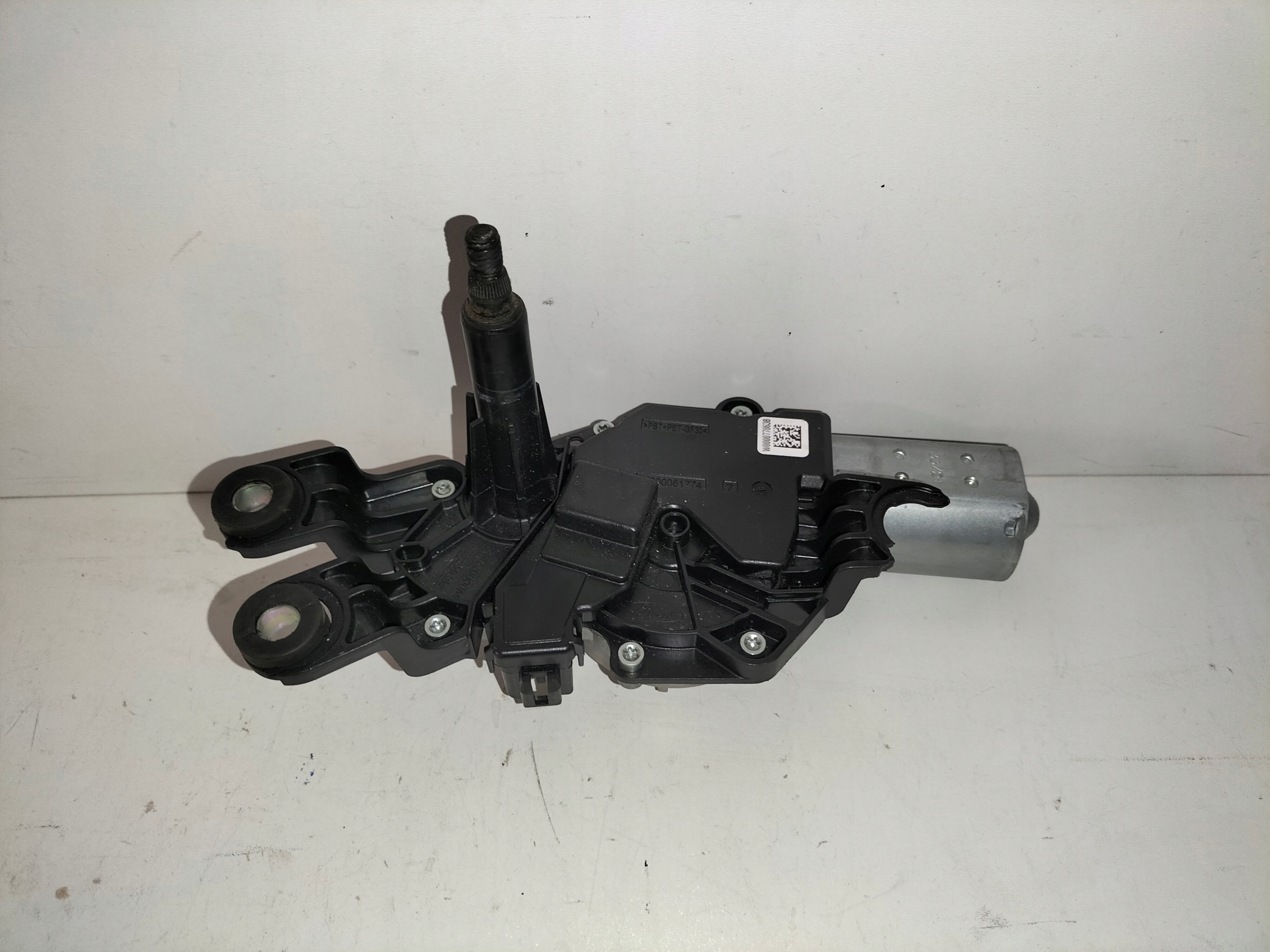 MOTORCEK STIERACOV ZADNEJ KAPOTY FORD FOCUS MK4 18- KOMBI