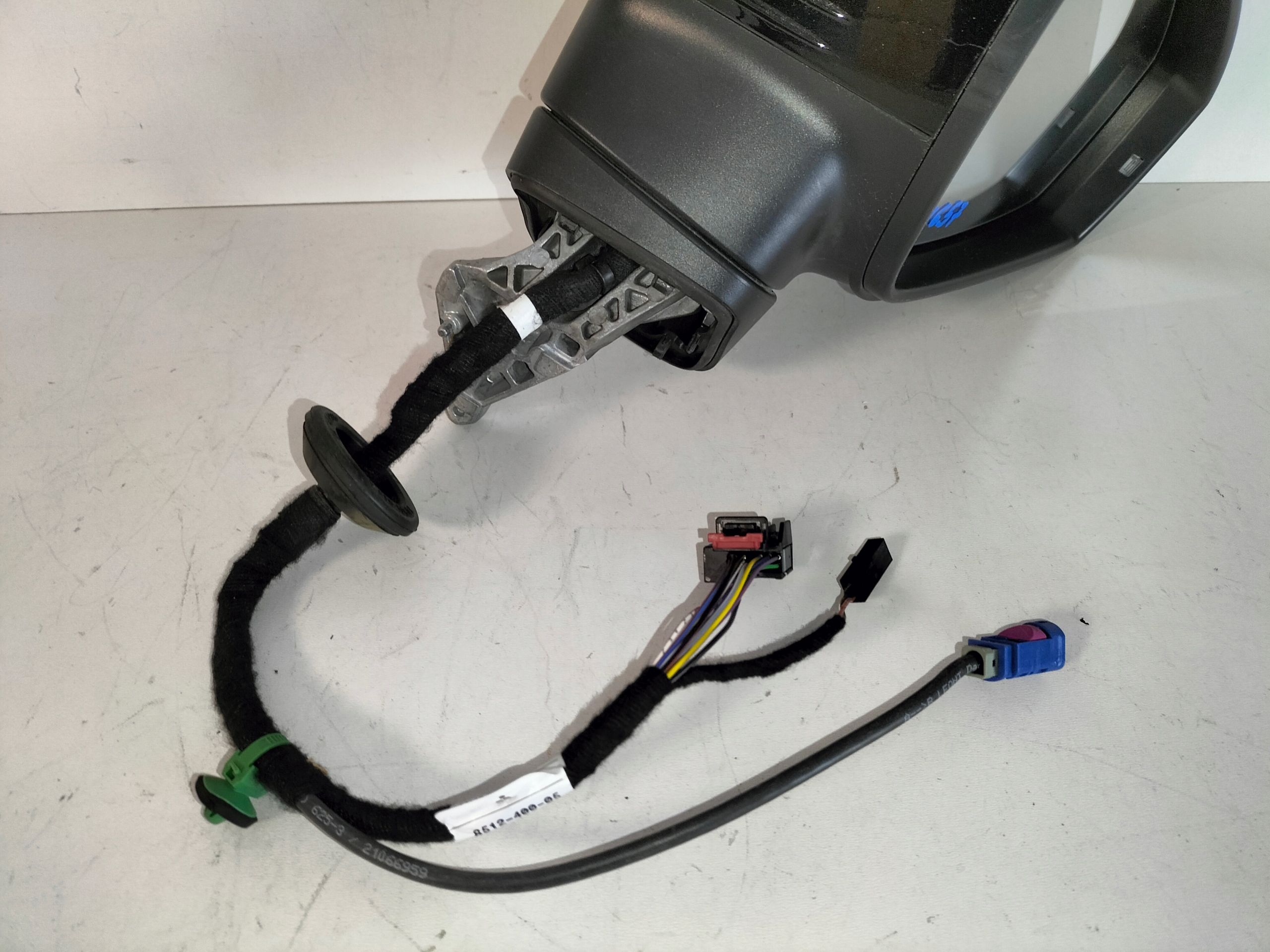 PRAVE ZRKADLO ELEKTRICKÉ VW TIGUAN II 16-