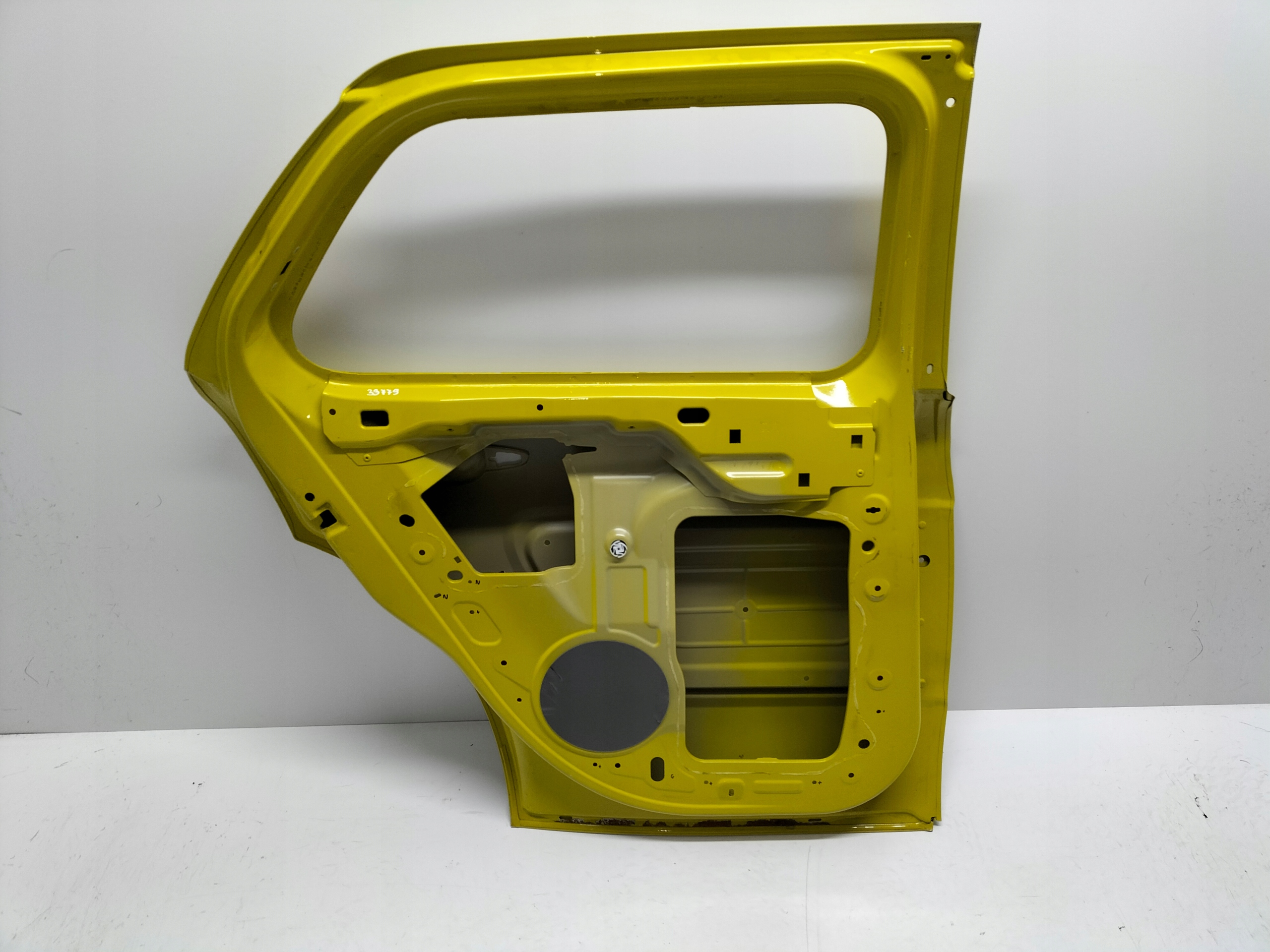 LAVE ZADNE DVERE CITROEN C4 CACTUS 14-18