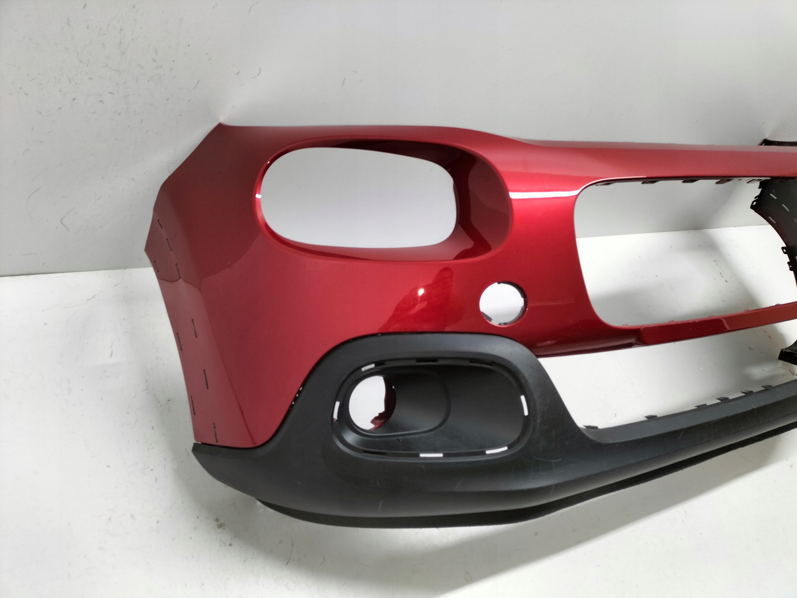 PREDNÝ NÁRAZNÍK CITROEN C3 III 16-