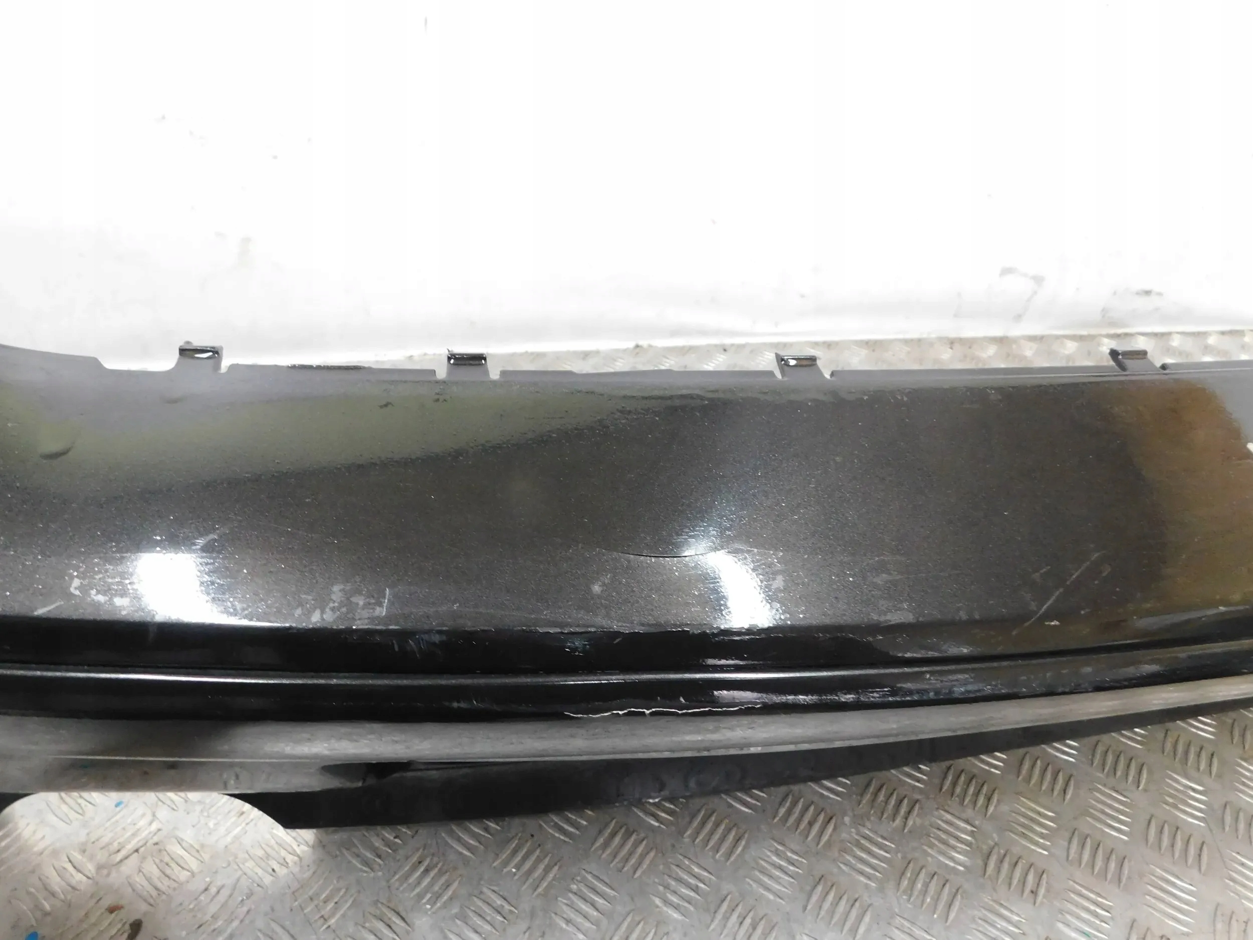ZADNÝ NÁRAZNÍK BMW 1 E87