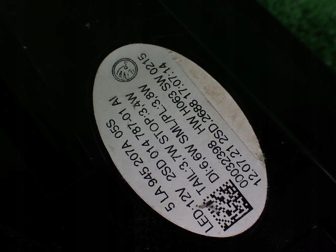 SKODA ENYAQ LED LAVE A PRAVE ZADNÉ SVETLO kpl