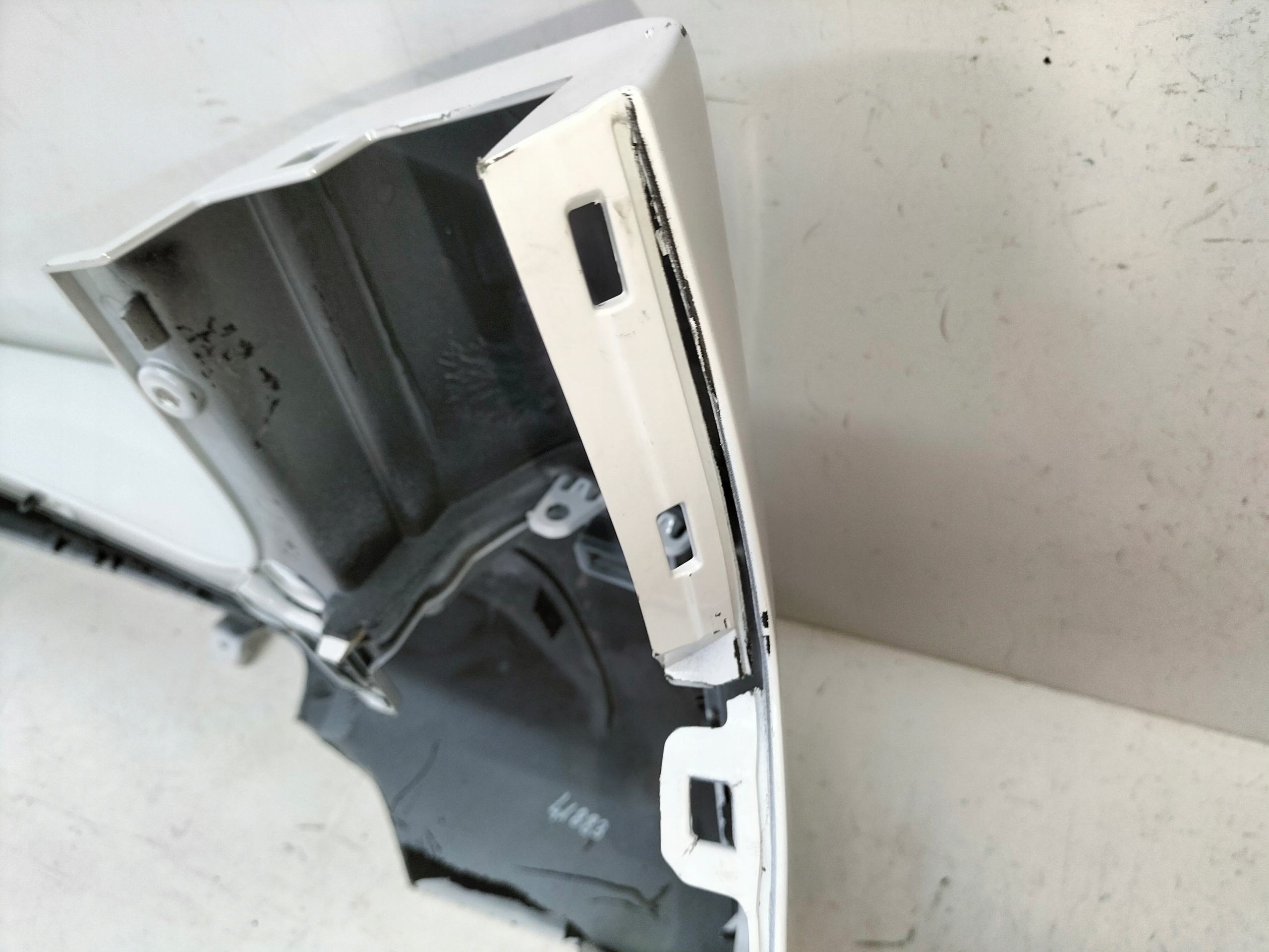 ZADNÝ NÁRAZNÍK CITROEN BERLINGO PARTNER IV 18- RIFTER 18-