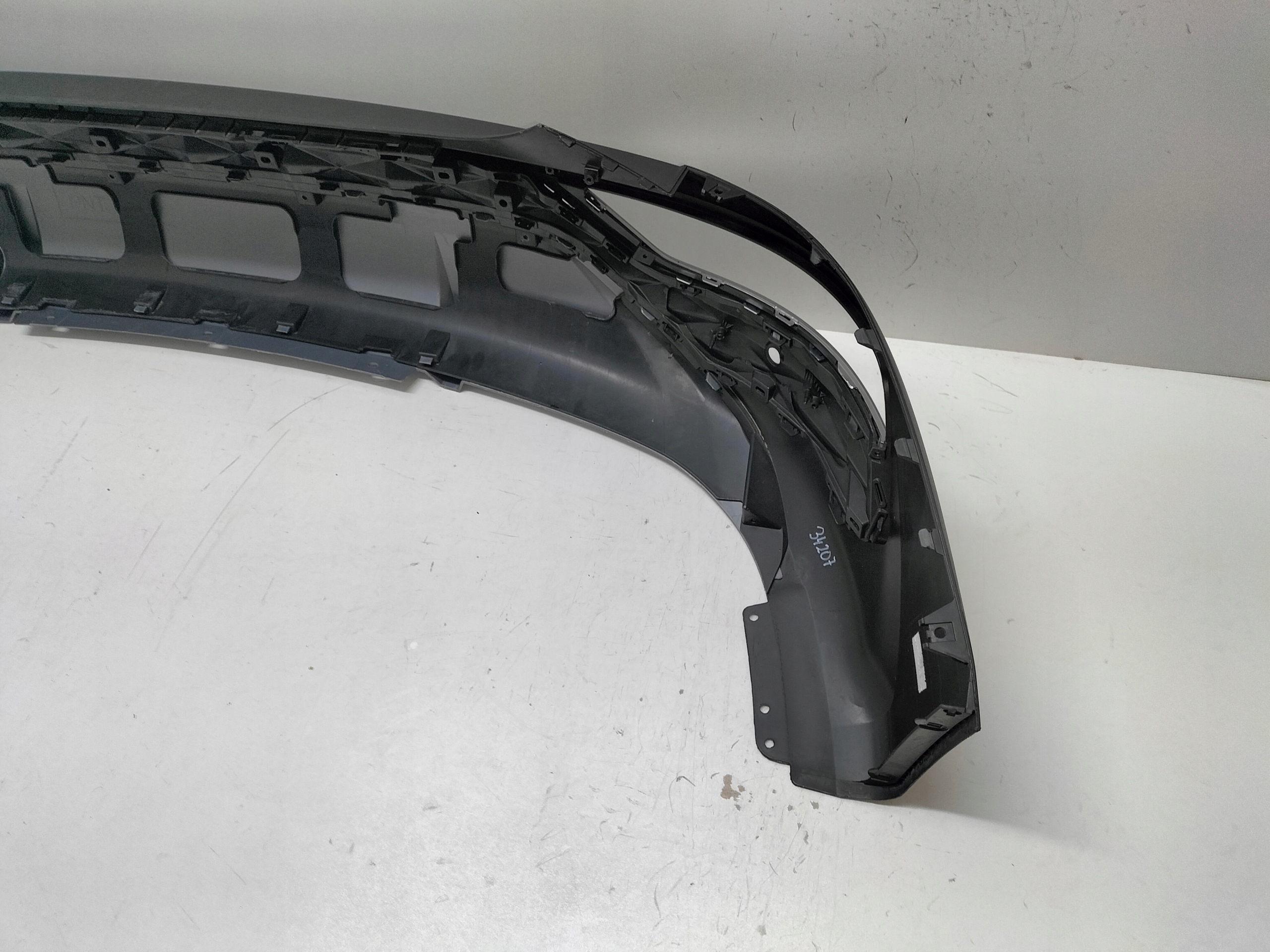 ZADNÝ NÁRAZNÍK HYUNDAI TUCSON 4 IV 20-