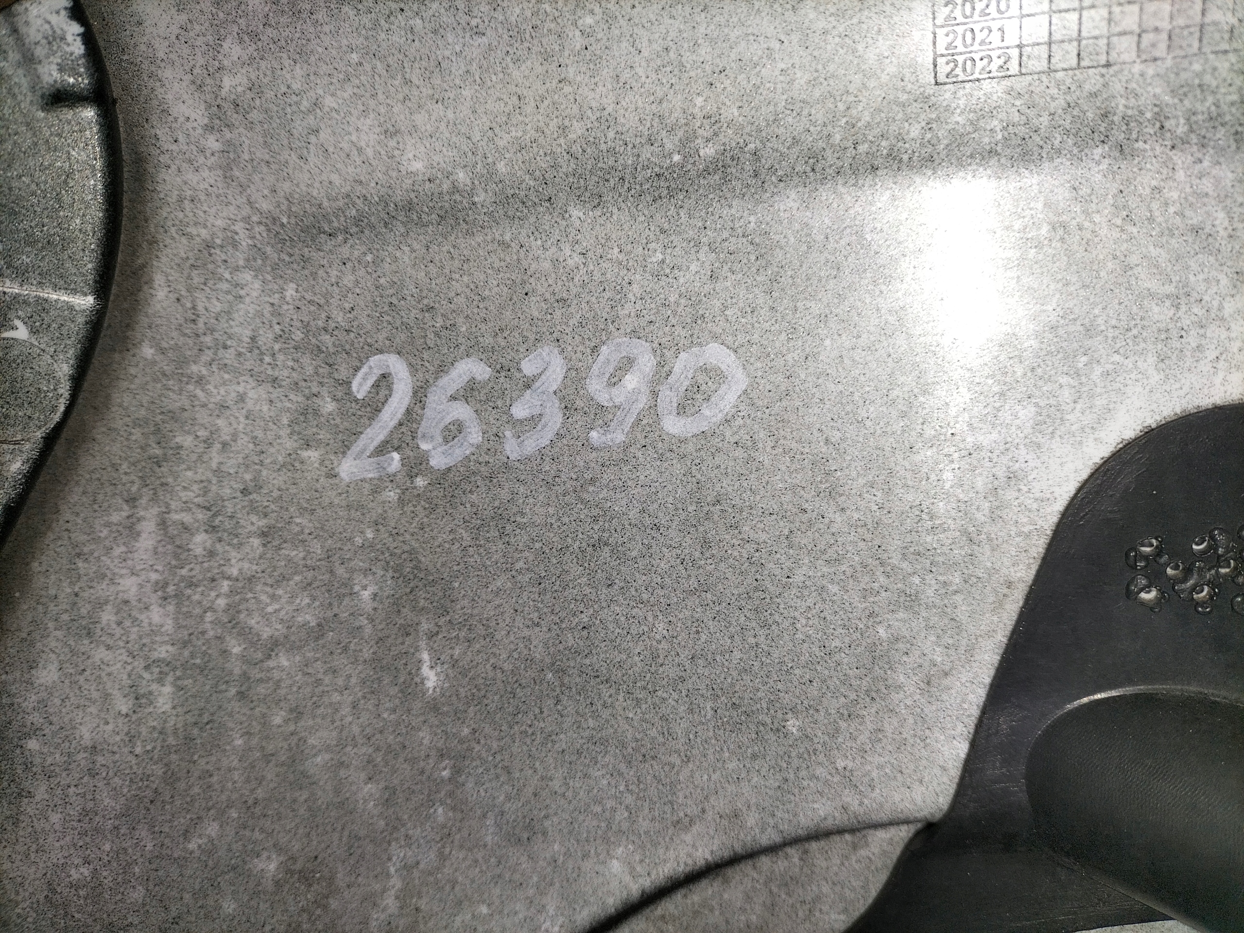 PREDNÝ NÁRAZNÍK FORD TRANSIT CONNECT 13-17