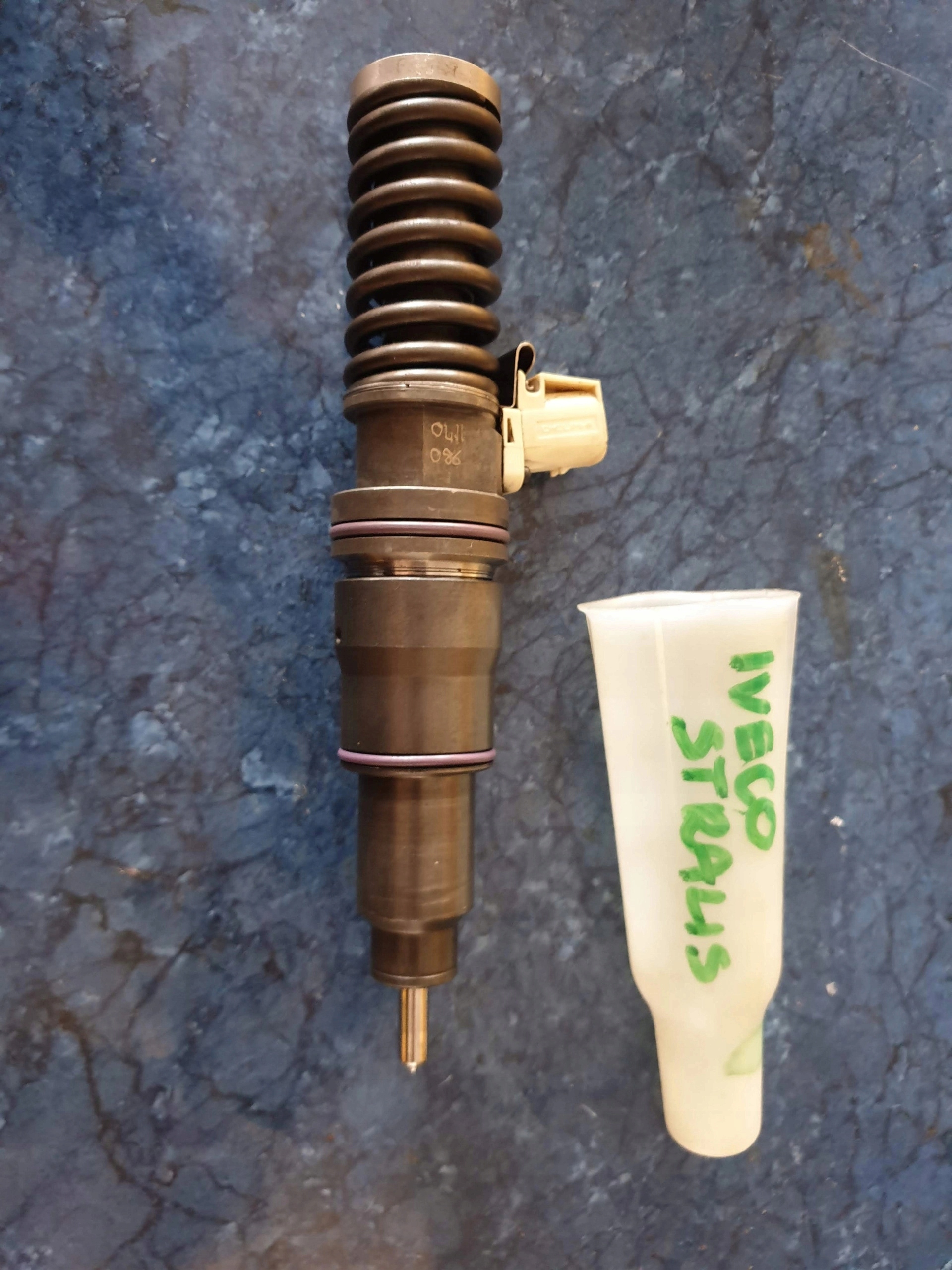 VSTREKOVACIA TRYSKA iveco stralis