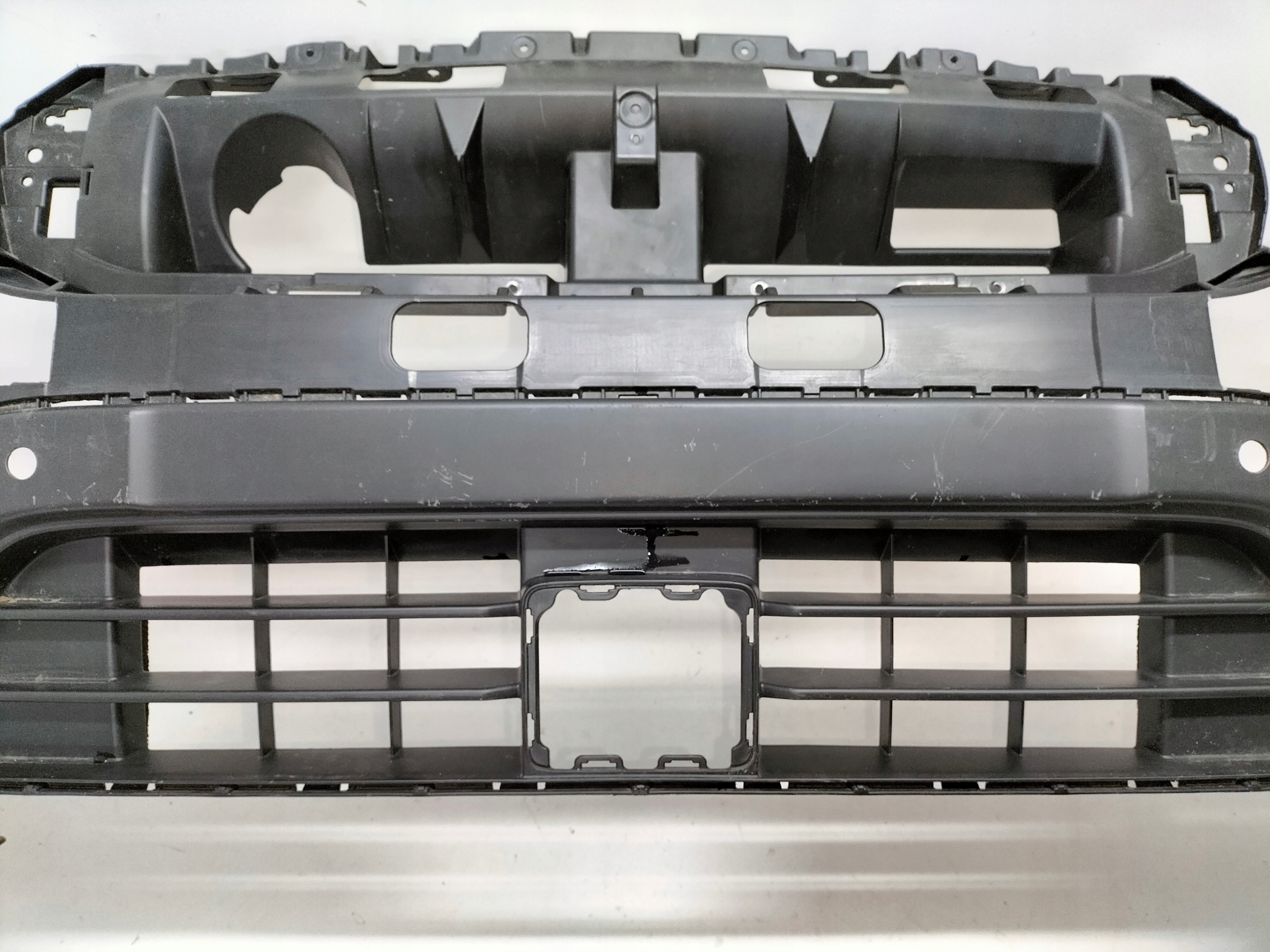 PREDNÝ NÁRAZNÍK SUZUKI SX4 S-CROSS LIFT 16-