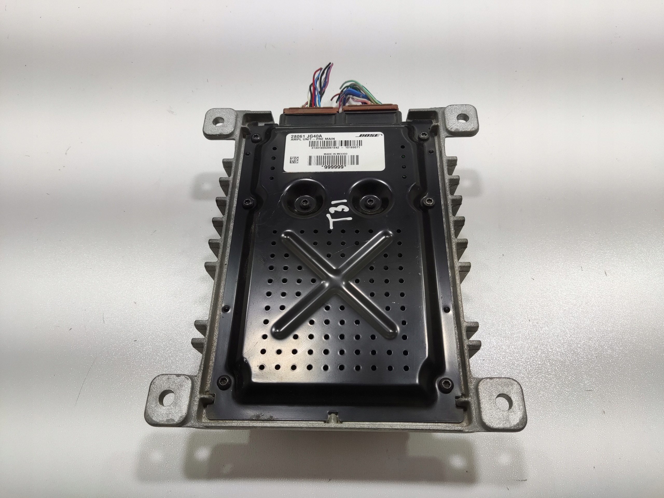 ZOSILNOVAC AUDIO BOSE NISSAN X-TRAIL T31 2007-2014 28061-JG40A