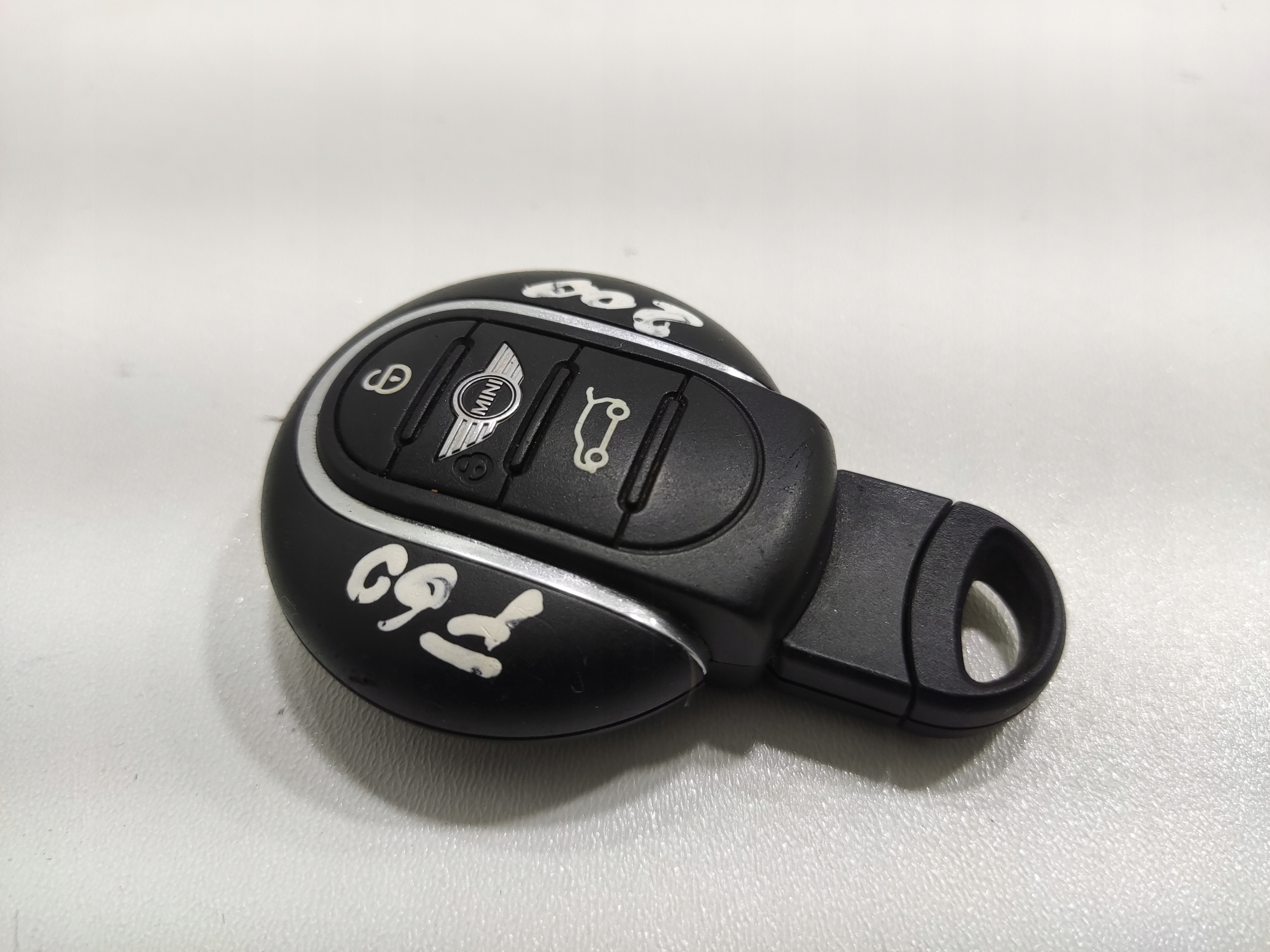 OBAL KĽÚČA PILOT MINI COUNTRYMAN F60 2016-2020 6805986