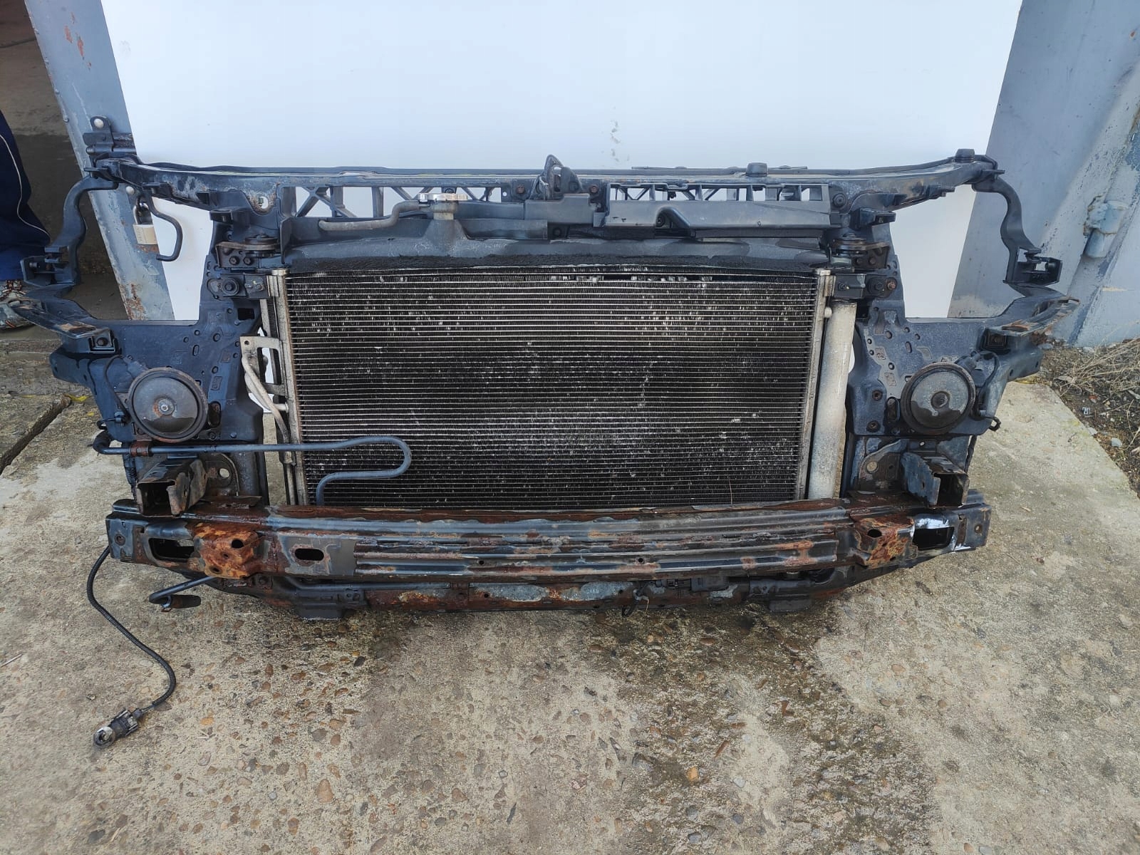 Hyundai santa fe 2.2 diesel PREDNÉ ČELO KOMPLETNY