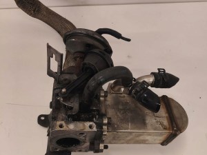 Audi 2.7 tdi 059131963d CHLADIČ SPALÍN Audi 2.7 tdi 059131963d CHLADIČ SPALÍN