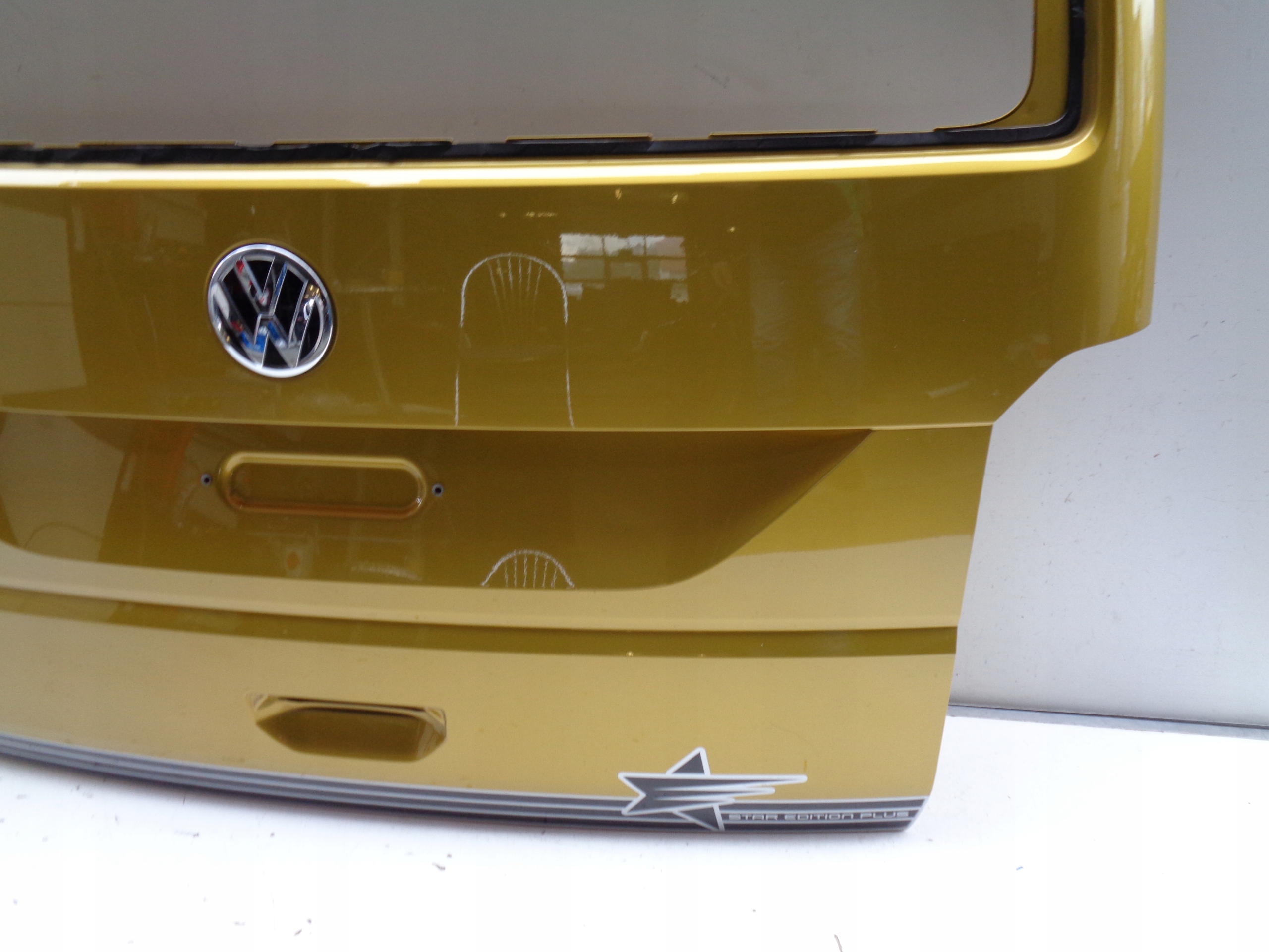 ZADNÁ KAPOTA VW T6 7E 7E0 15- MULTIVAN NR 37476