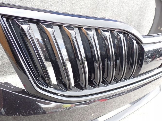 SKODA OCTAVIA III LIFT 17- PREDNÝ NÁRAZNÍK