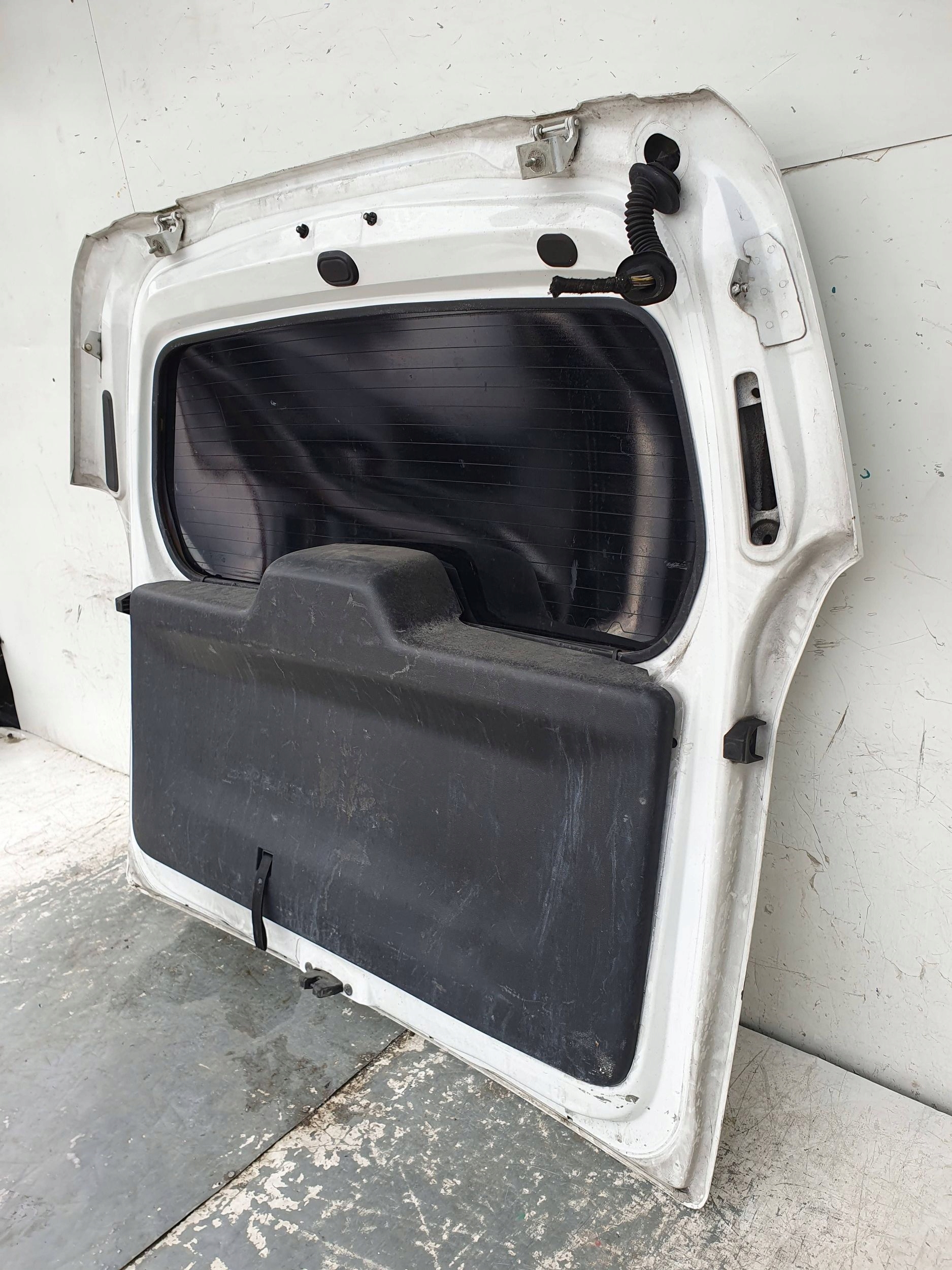 Peugeot Partner III 3 08- ZAD ZADna ZADNÁ KAPOTA