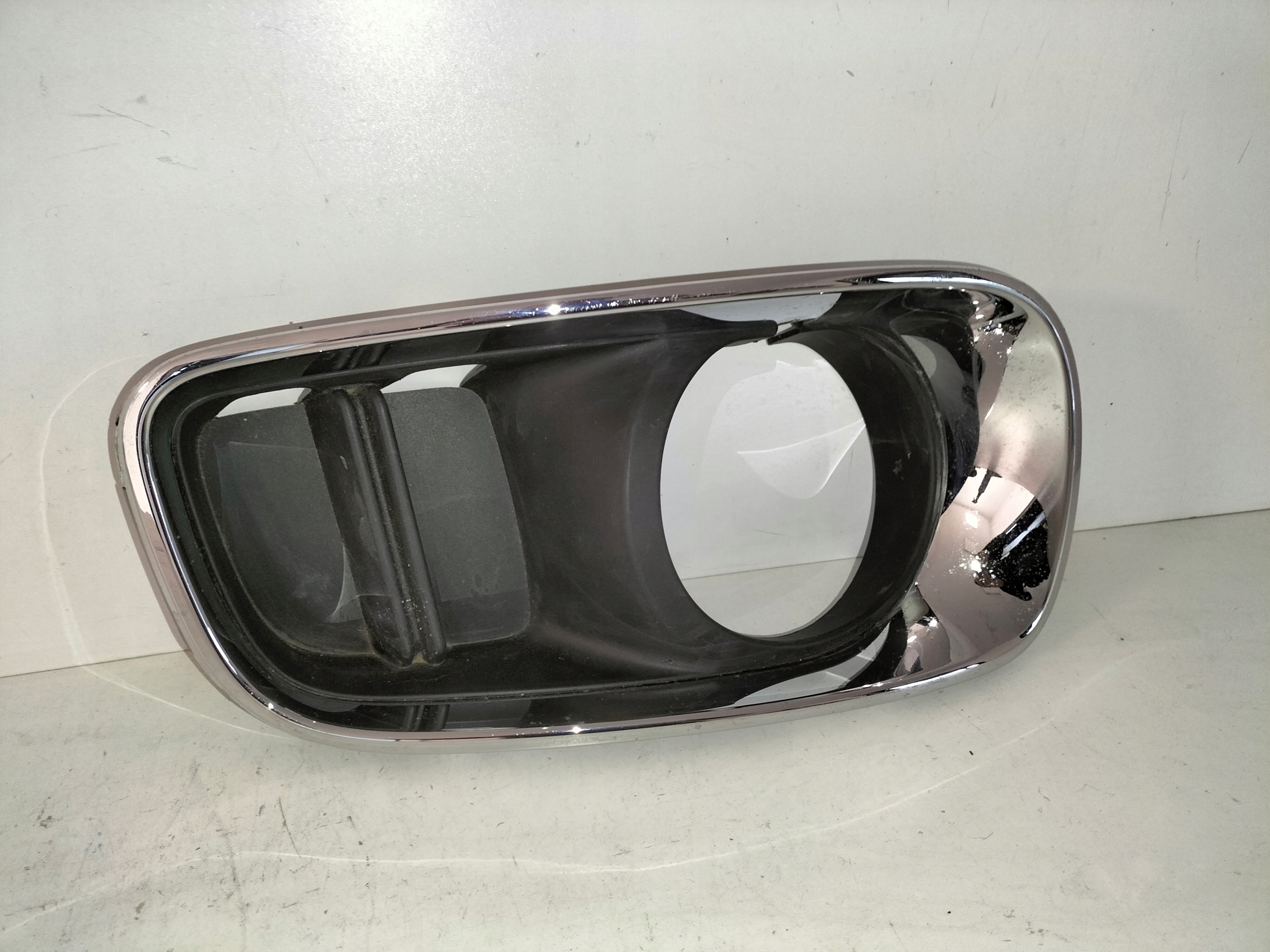 KRYTKA MRIEZKA PREDNEHO NARAZNIKA PRAVA MINI COUNTRYMAN S F60 17-