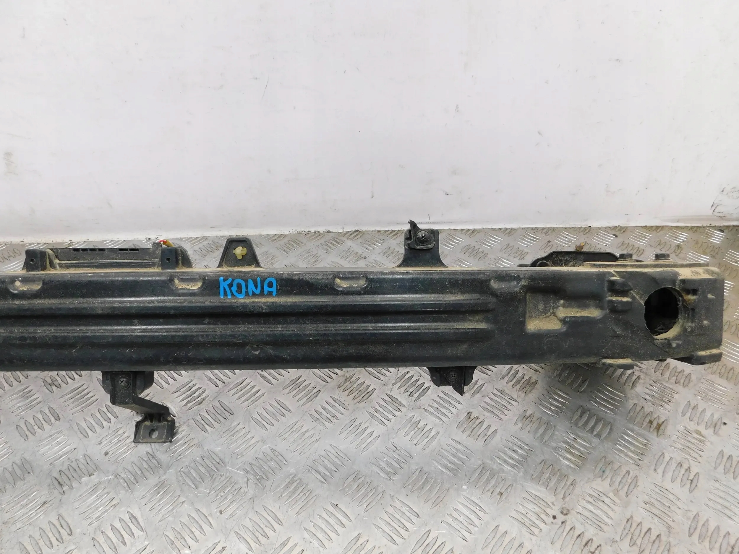 Hyundai Kona I 2018 VÝSTUHA NÁRAZNÍKA