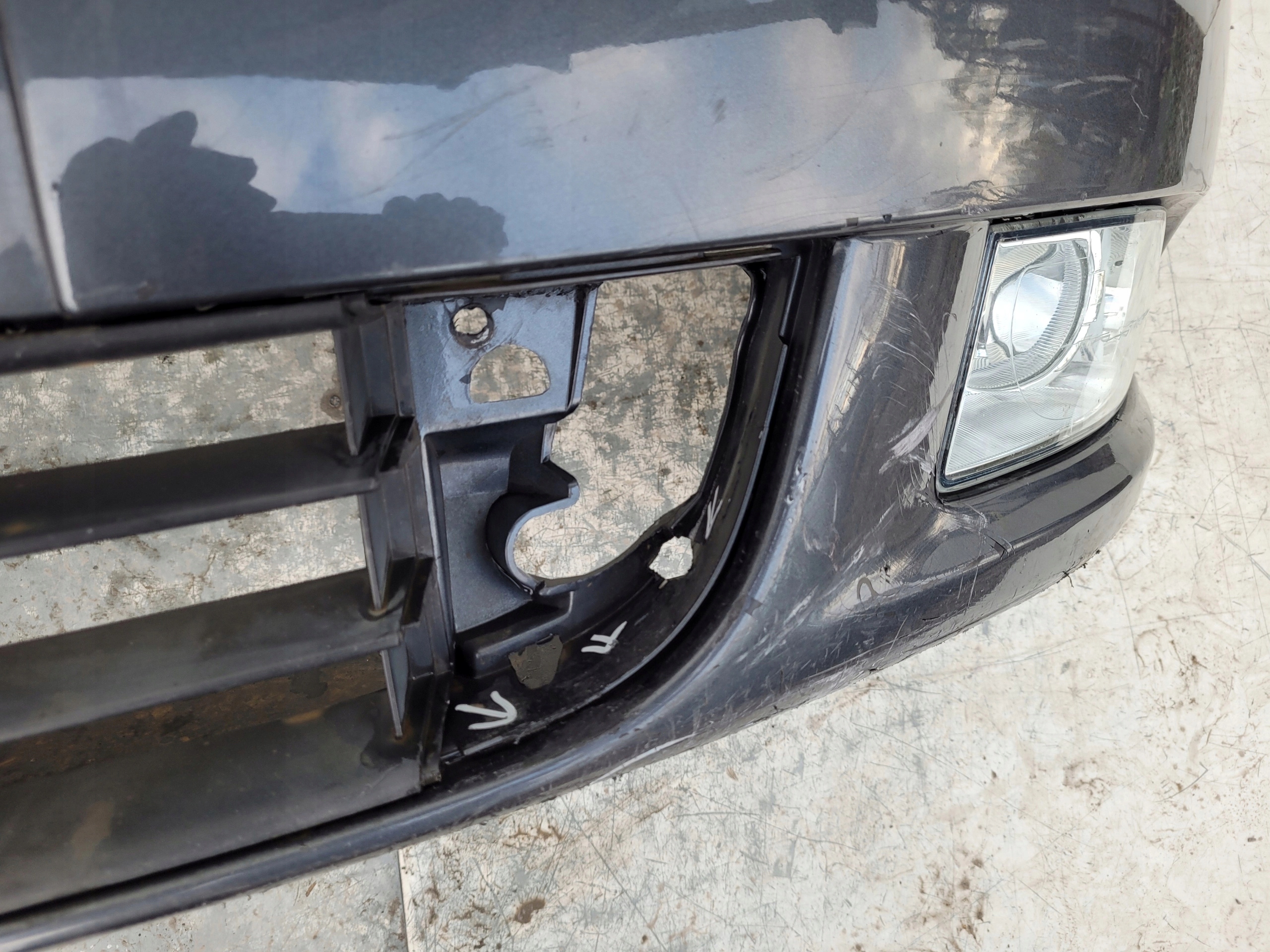 SKODA OCTAVIA II XENON LIFT PREDNÝ NÁRAZNÍK