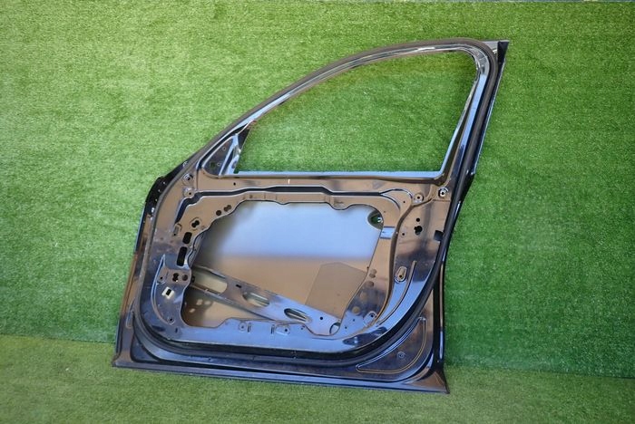 BMW G20 G21 1 PRAVE PREDNE DVERE