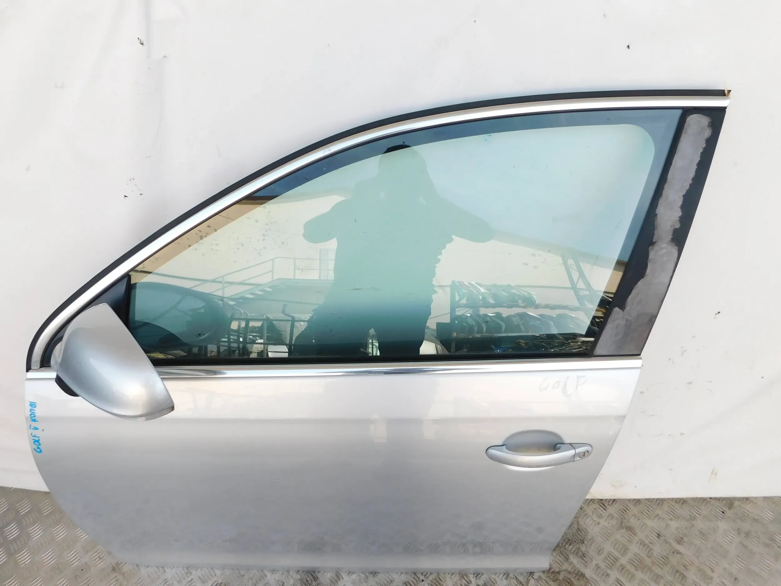 ĽAVÉ PREDNÉ DVERE VW GOLF V 5 KOMBI