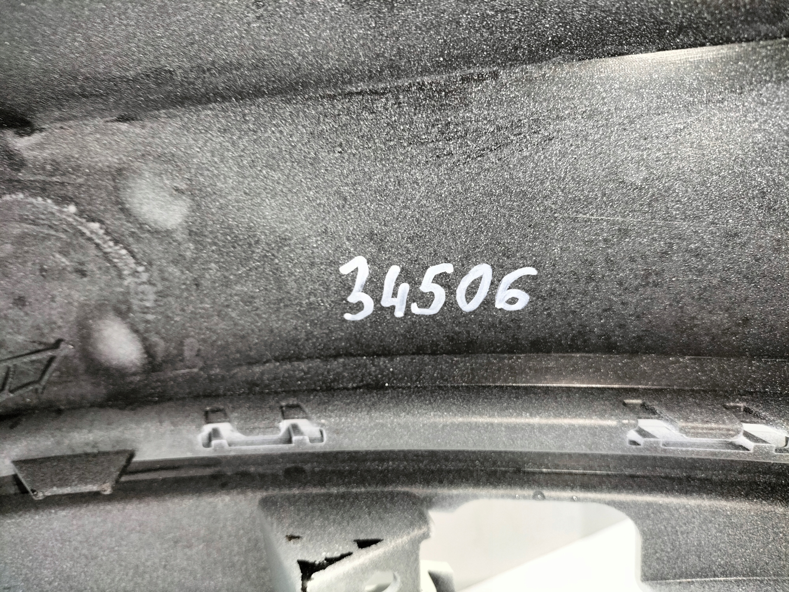 PREDNÝ NÁRAZNÍK VW GOLF 8 VIII 20-24