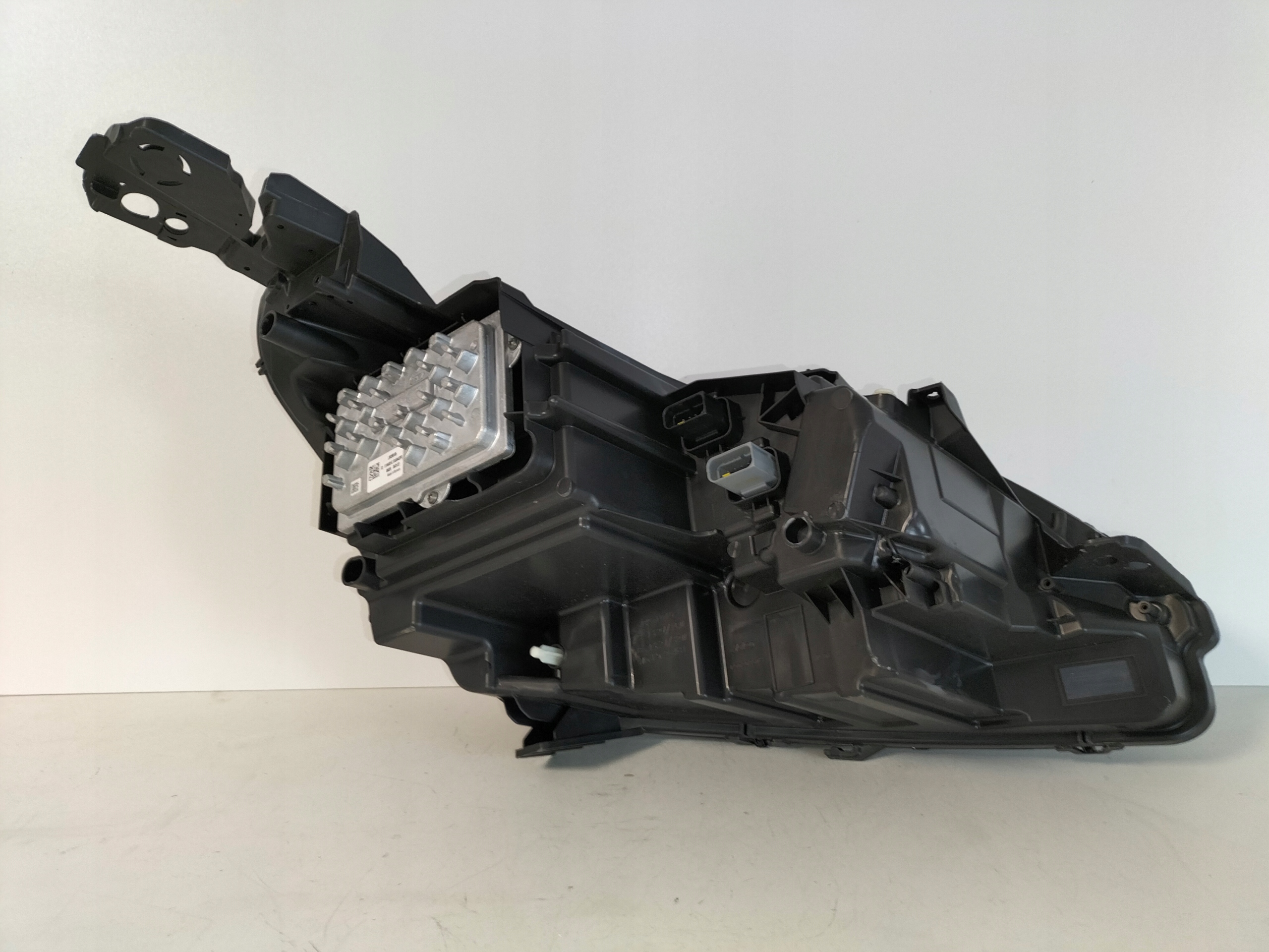 LAVE PREDNE SVETLO PEUGEOT 3008 II 5008 II LIFT 20- FULL LED