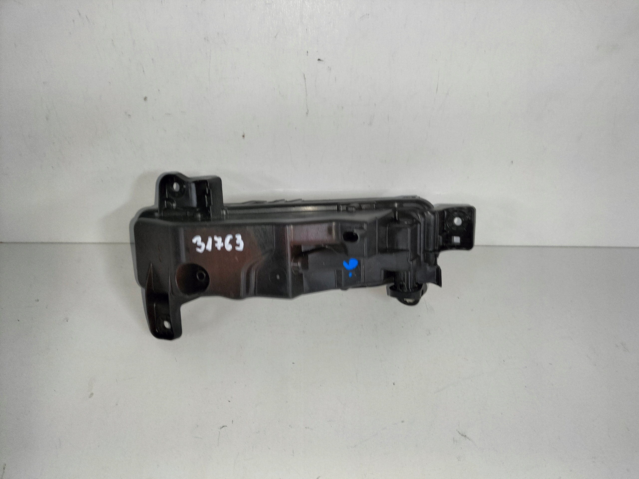 LAVA HMLOVKA BMW 2 F45 F46 LIFT 19- M-PAKET LED