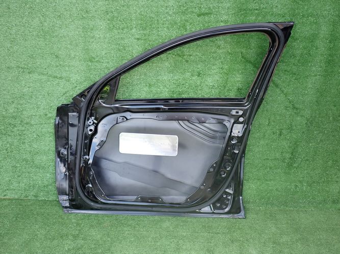 MERCEDES W205 205 C-KLASA PRAVE PREDNE DVERE