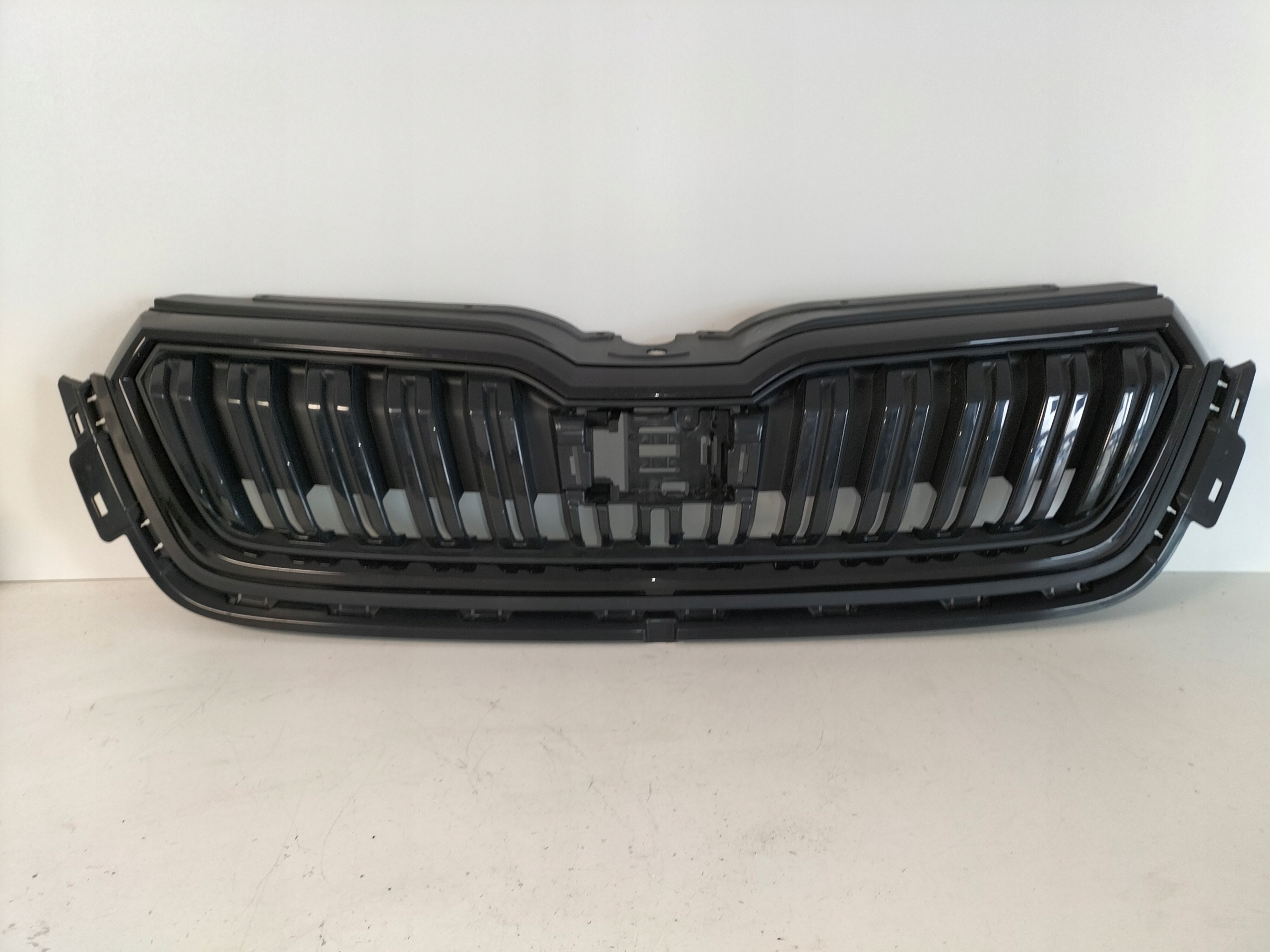 MRIEZKA LISTA SKODA KAMIQ 19-