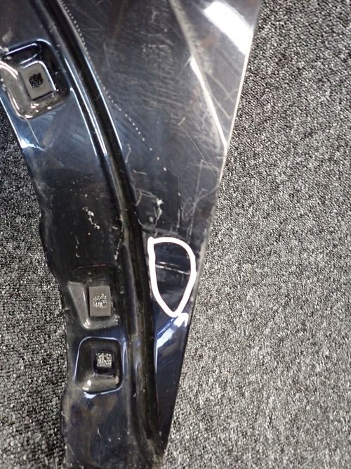 KIA SPORTAGE III 10-15 ĽAVÝ PREDNÝ BLATNÍK