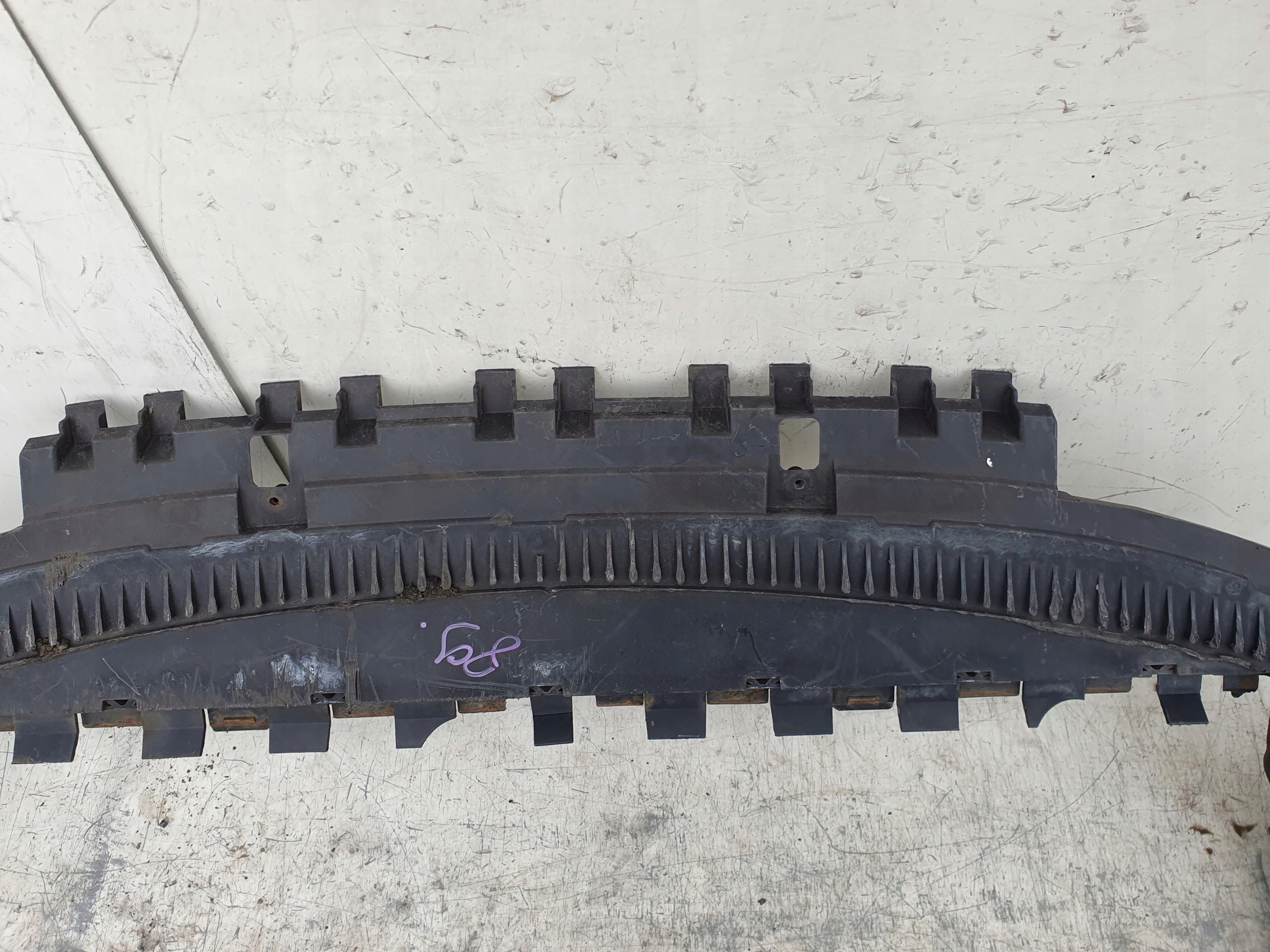 VOLVO S40 V50 SPODNÝ KRYT PREDNÉHO NÁRAZNÍKA 30744925