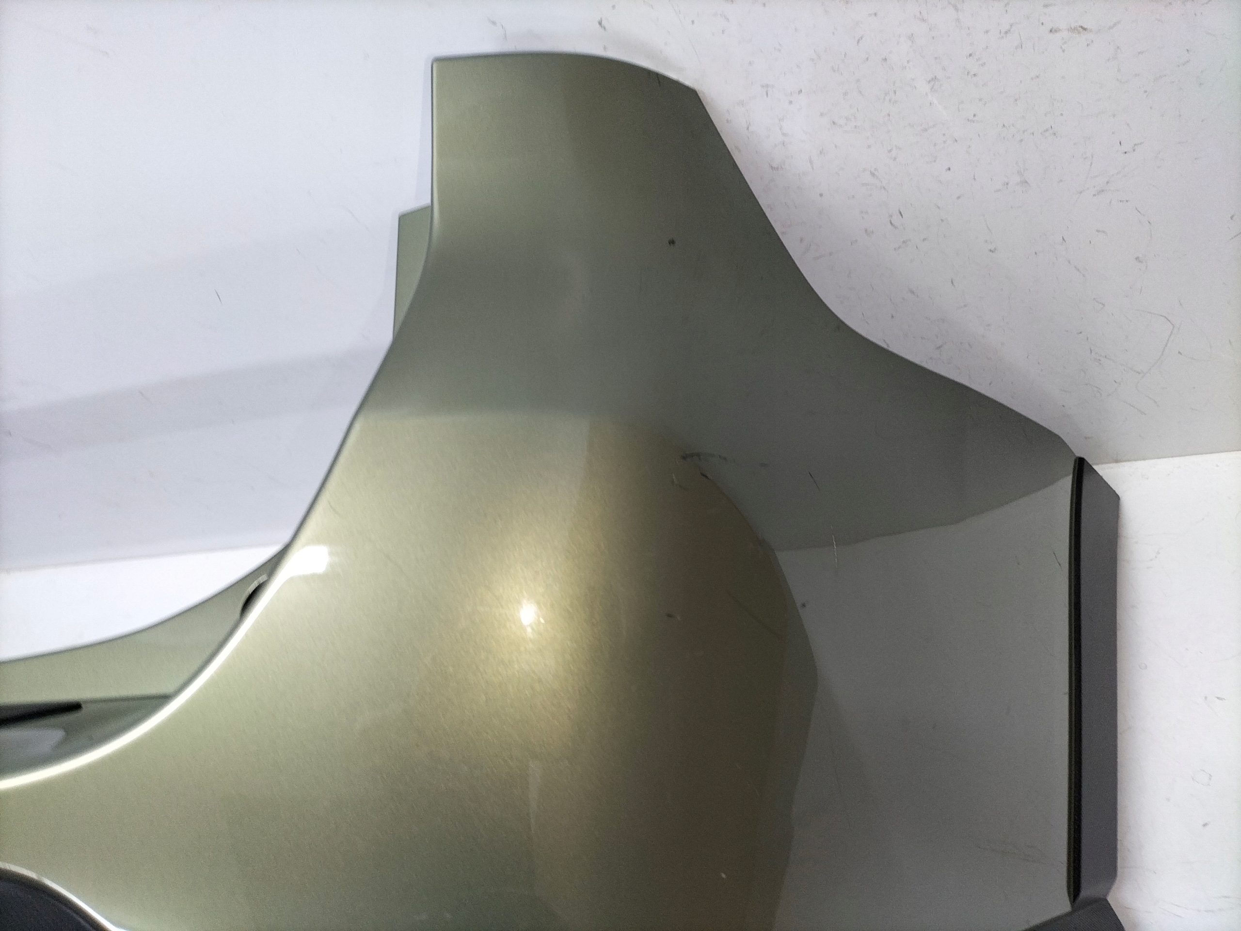 ZADNÝ NÁRAZNÍK SUBARU FORESTER 5 V 18-