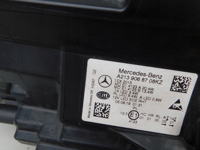 MERCEDES W213 213 E-KLASA FULL LED LAVE PREDNE SVETLO