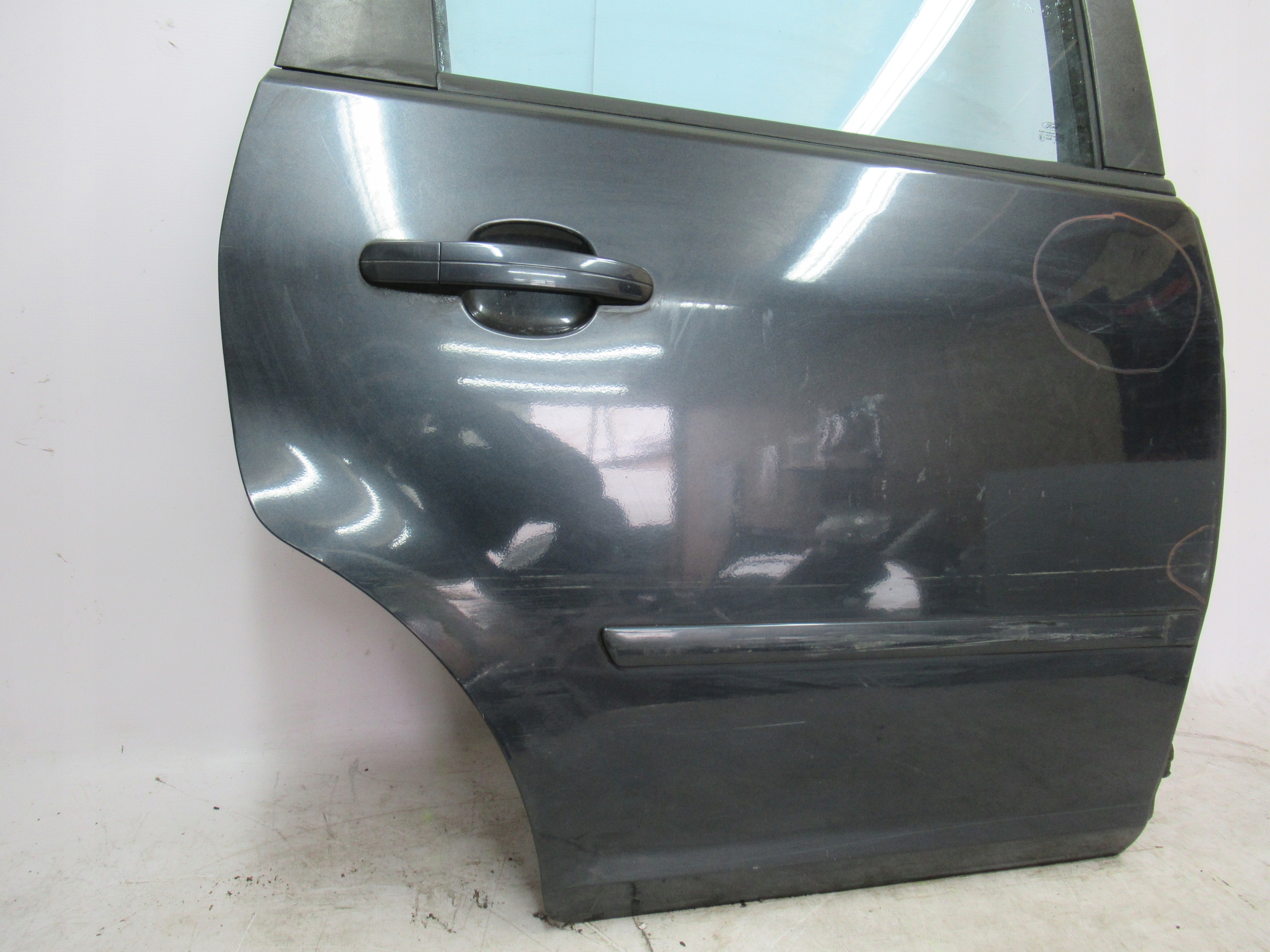 PRAVÉ ZADNÉ DVERE FORD C-MAX MK1