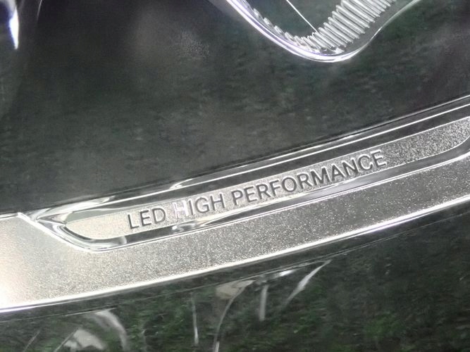 MERCEDES W205 C-KLASA PERFORMANCE PRAVE PREDNE SVETLO A2059062604