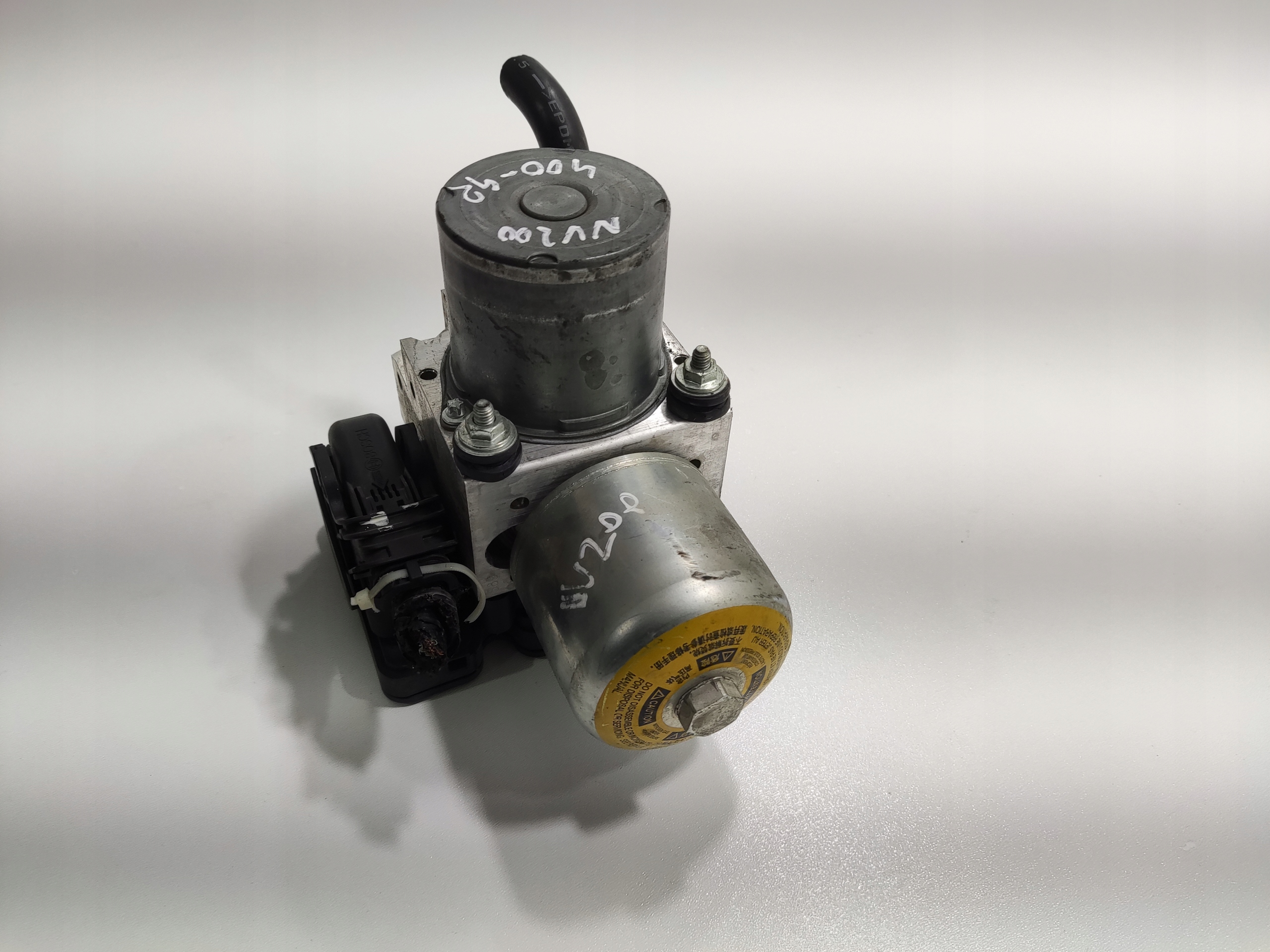 RIADIACA JEDNOTKA KOCKA ABS NISSAN E-NV200 ELECTRIC 475004FA0A 2014-2021