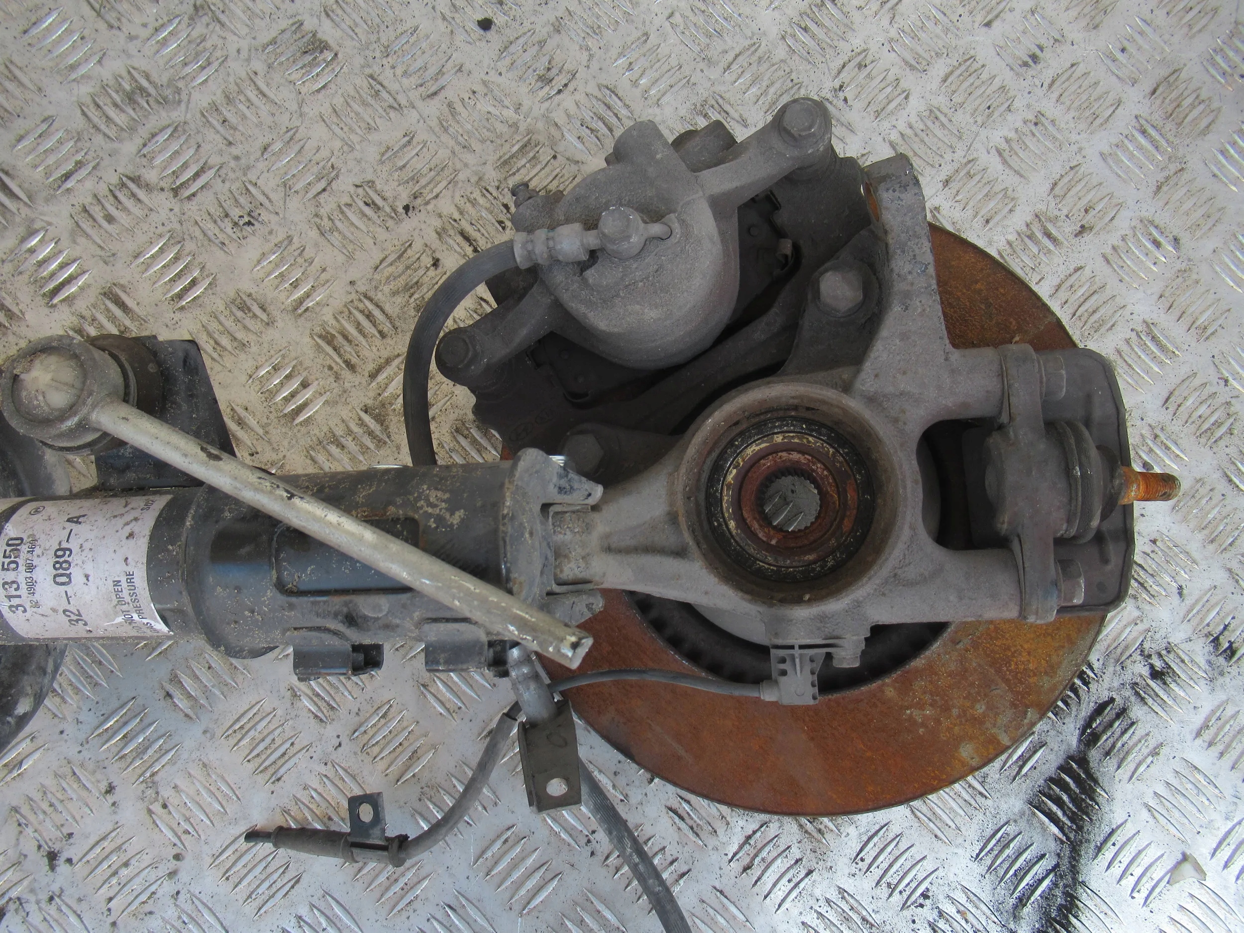 PRAVÝ OTOČ MCPHERSON KIA CEED I 1.6 CRDI