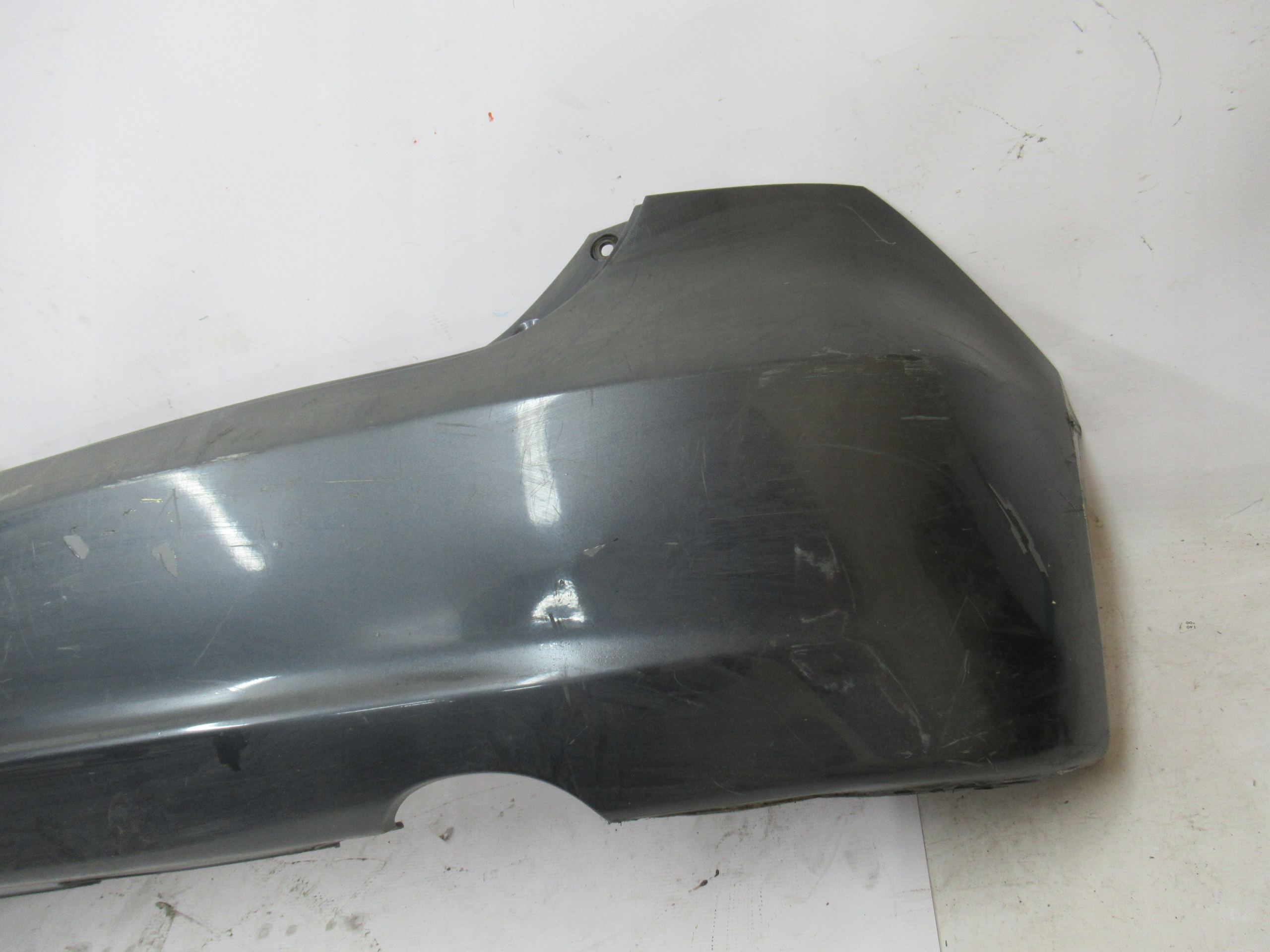 ZADNÝ NÁRAZNÍK HONDA FR-V