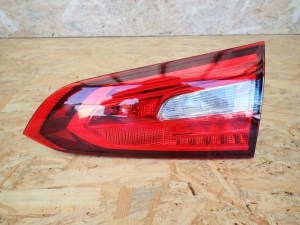 MERCEDES W247 247 B-KLASA LED PRAVE ZADNE SVETLO V KAPOTE A2479066400 MERCEDES W247 247 B-KLASA LED PRAVE ZADNE SVETLO V KAPOTE A2479066400
