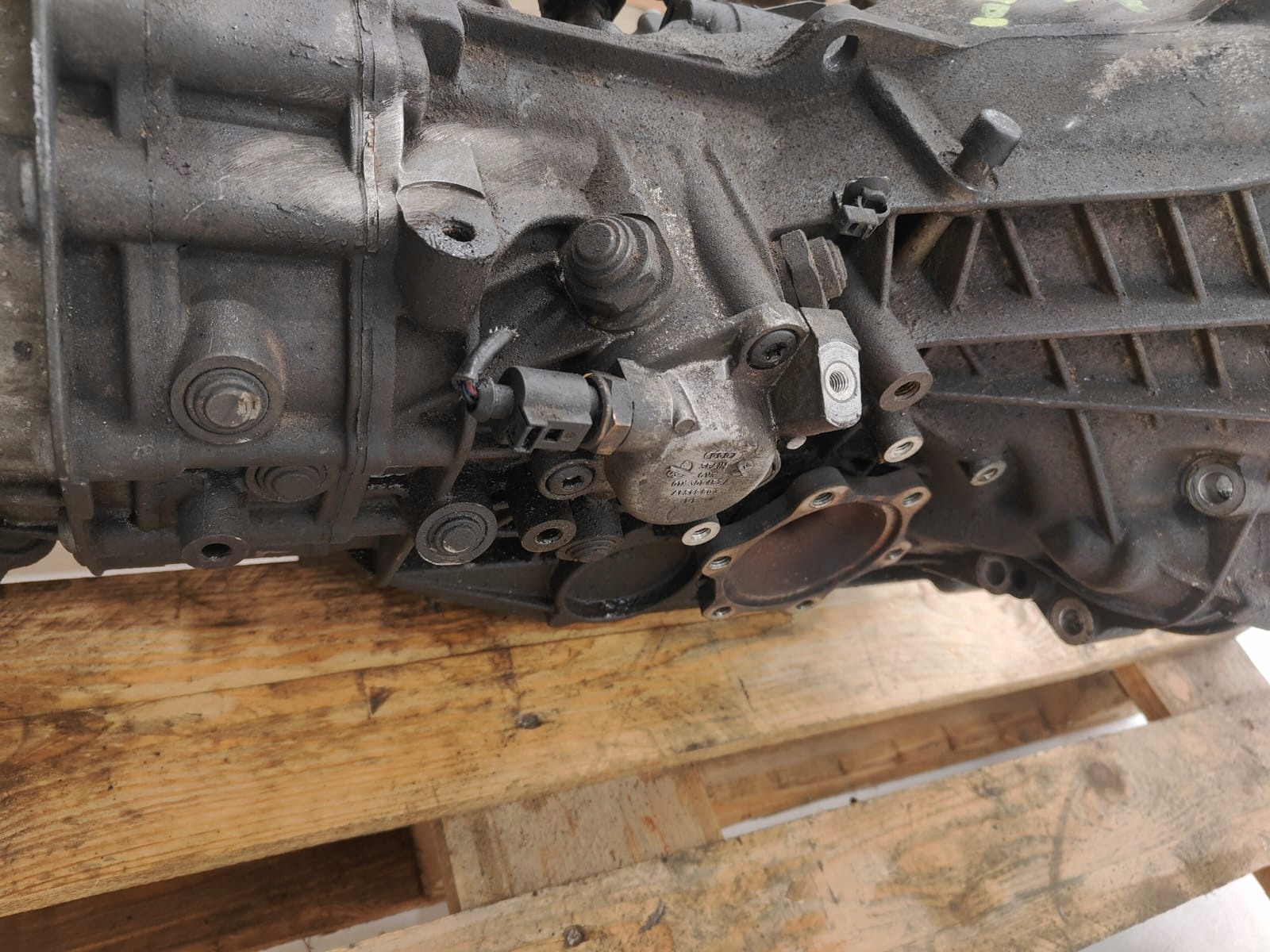 Audi a6 c6 a4 b7 2.0tdi GYX PREVODOVKA MANUALNA