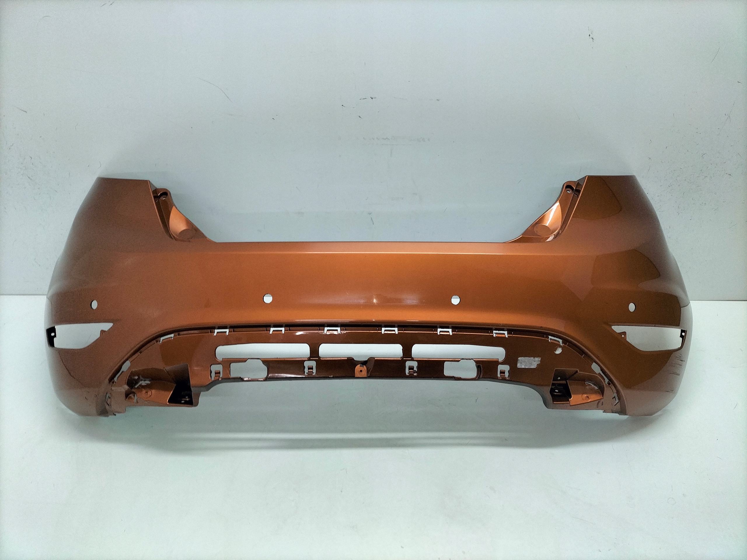 ZADNÝ NÁRAZNÍK FORD FIESTA MK7 08-