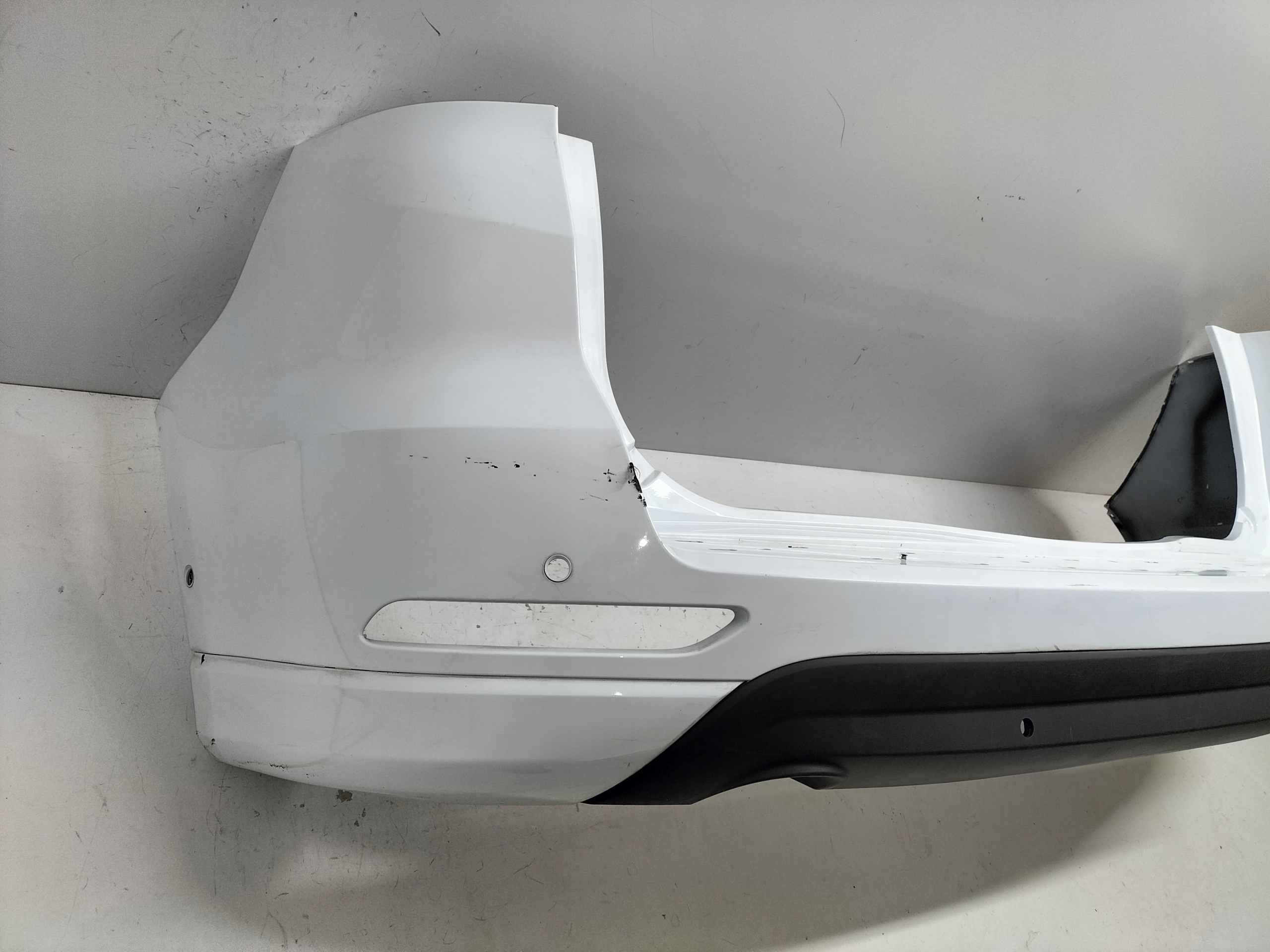 ZADNÝ NÁRAZNÍK FORD S-MAX SMAX MK2 15-